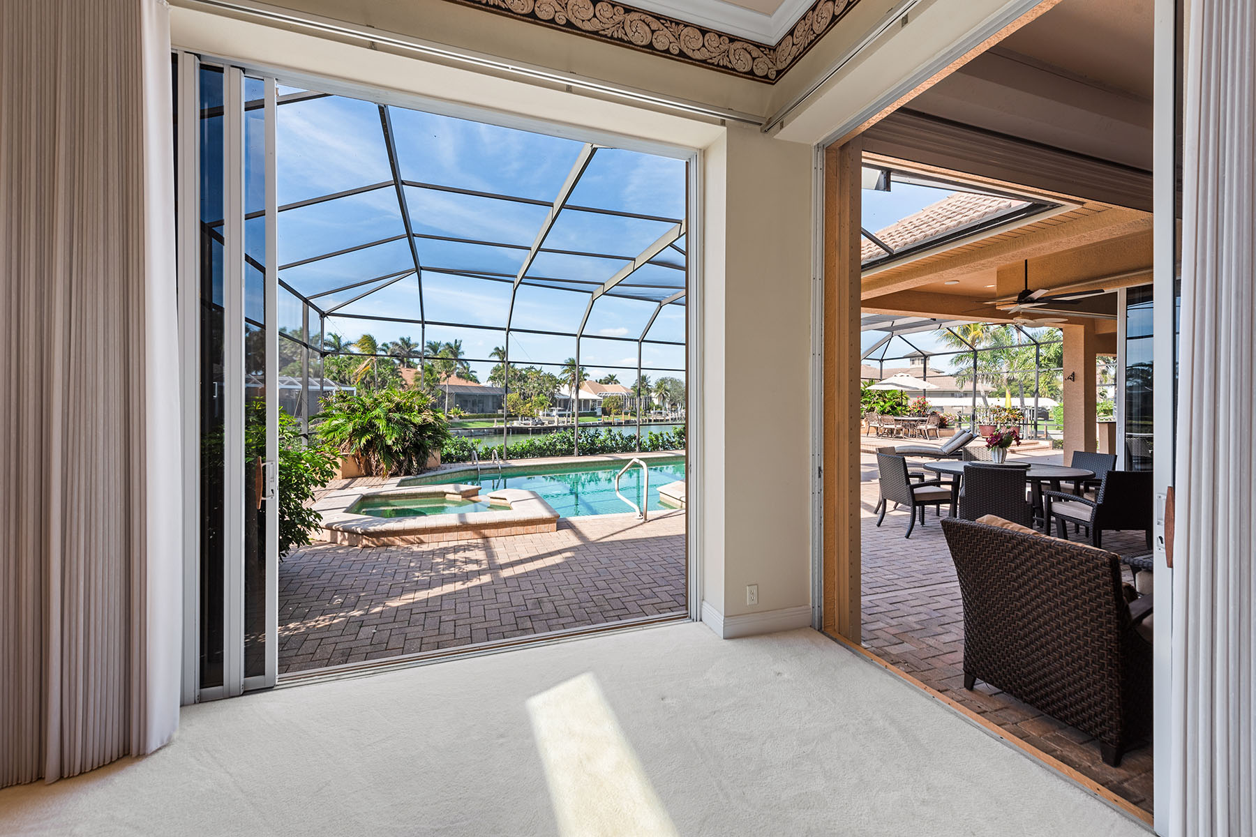 1520 Caxambas Court