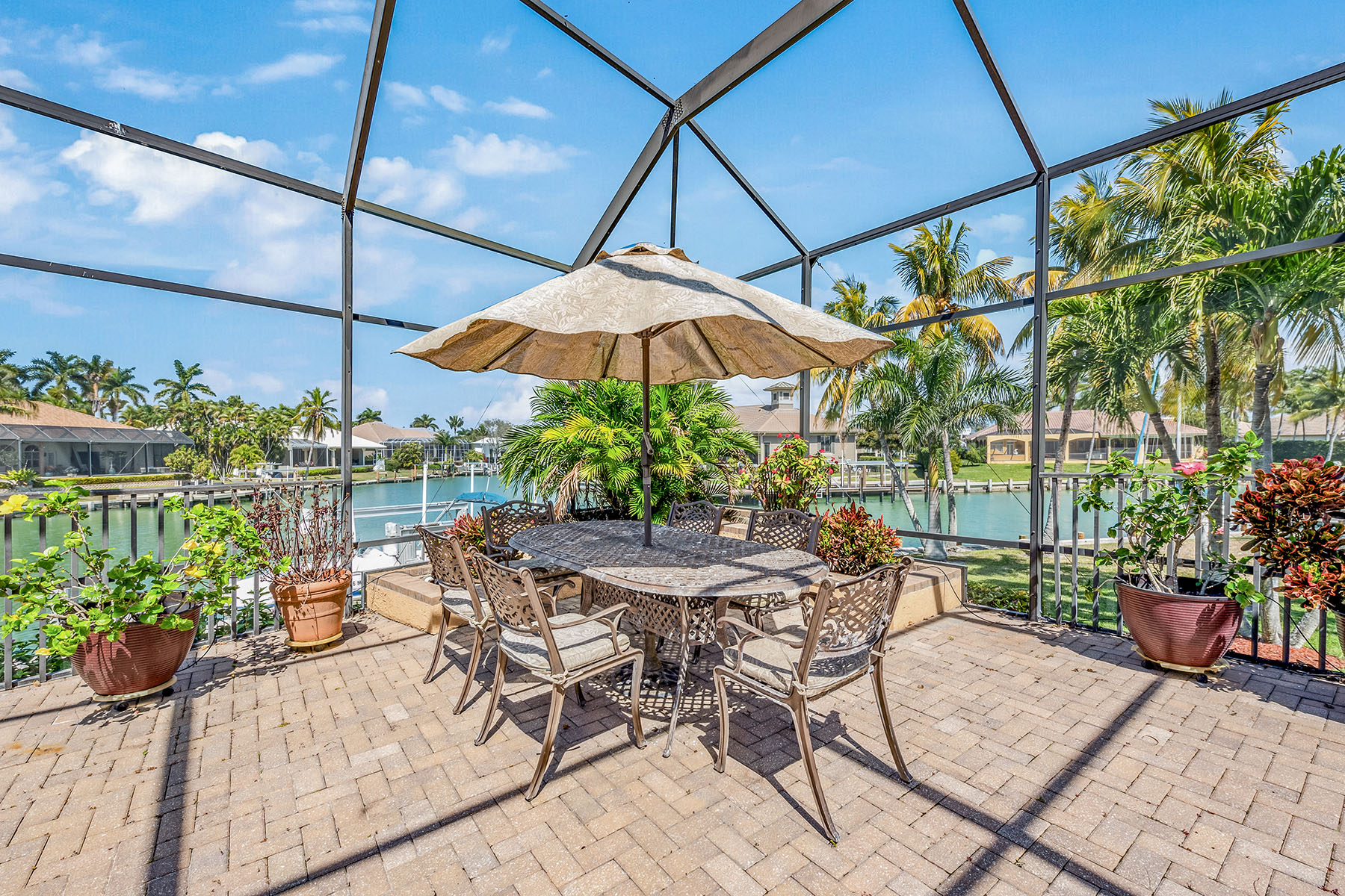 1520 Caxambas Court