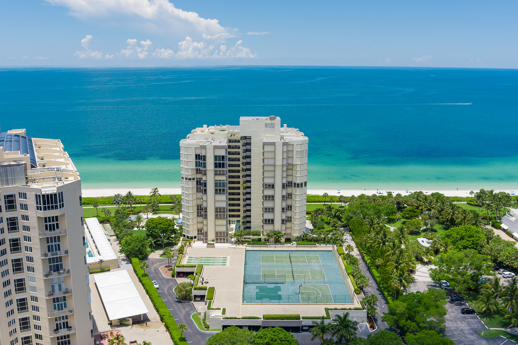 4051 Gulf Shore Boulevard N , 1104