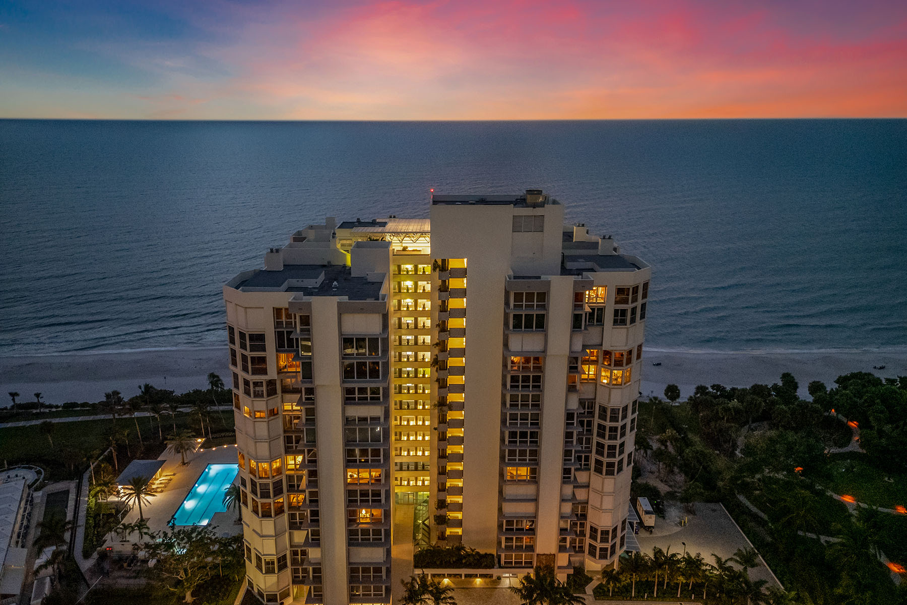 4051 Gulf Shore Boulevard N , 1104