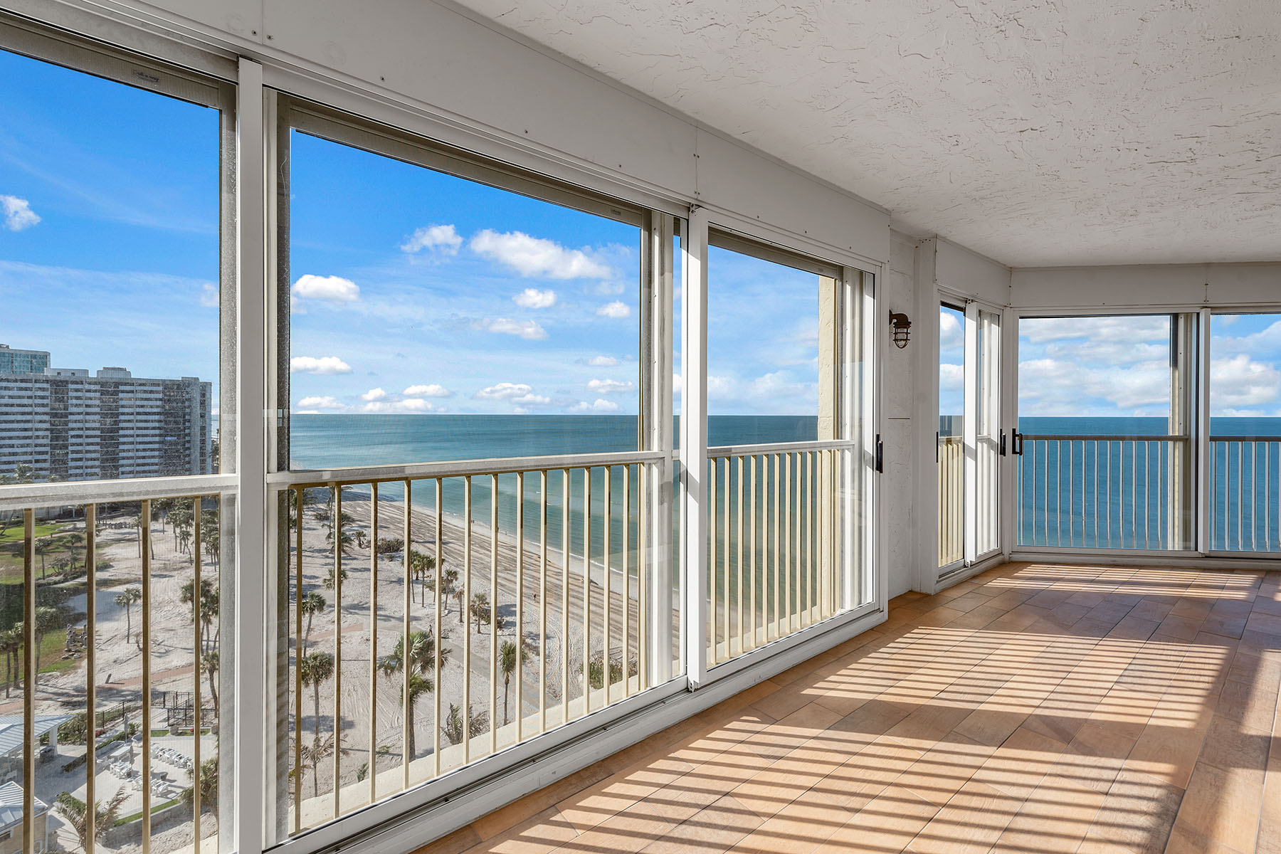 4051 Gulf Shore Boulevard N , 1104