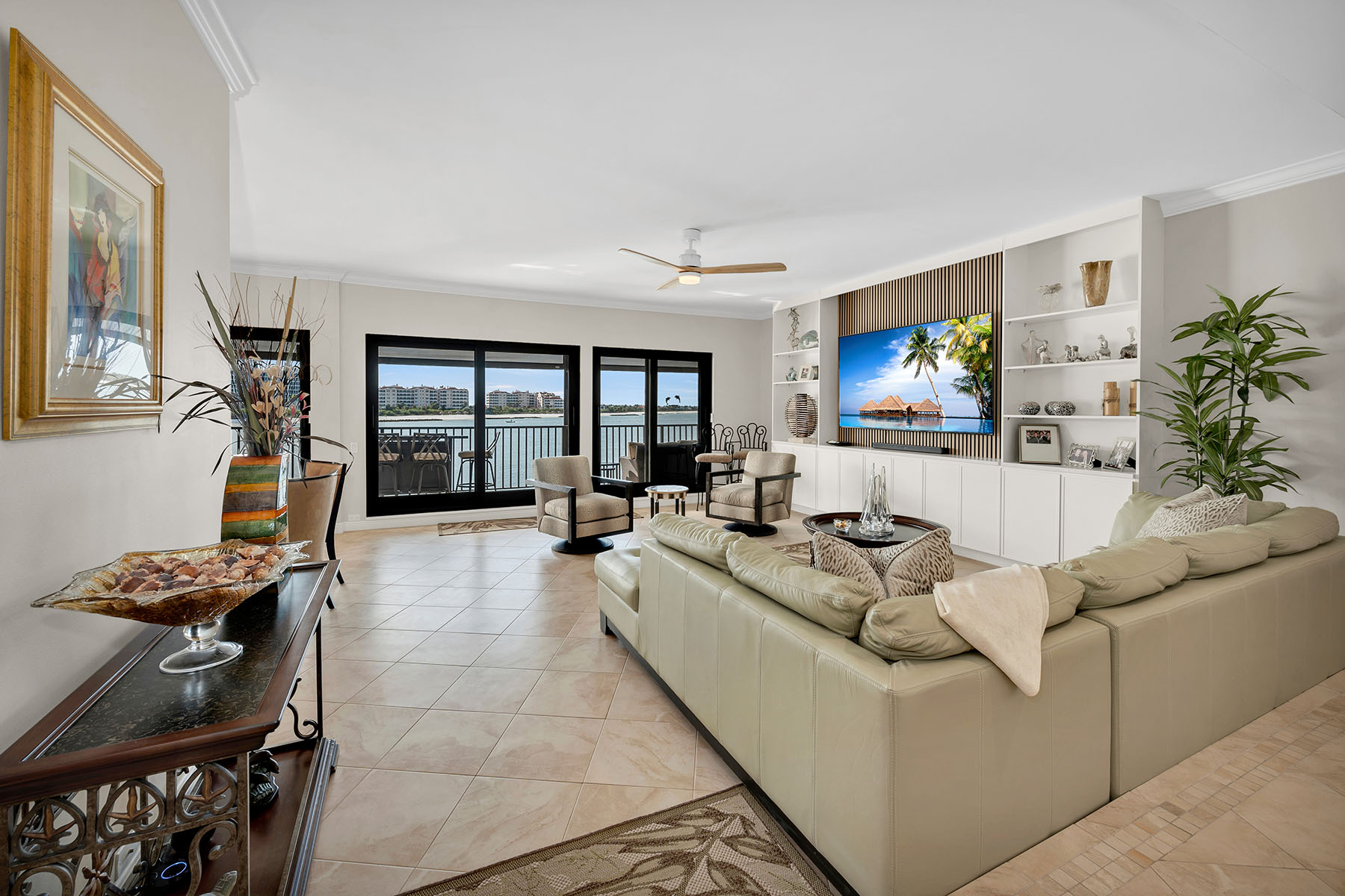 524 La Peninsula Boulevard , 524