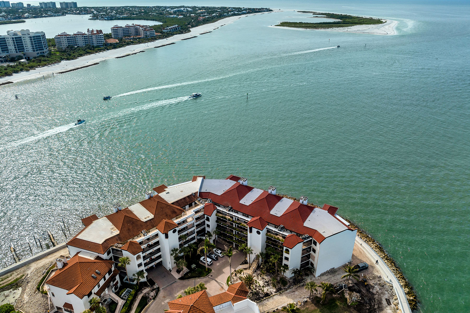 524 La Peninsula Boulevard , 524
