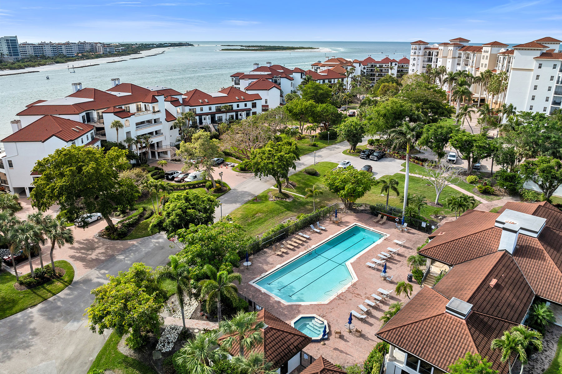 524 La Peninsula Boulevard , 524