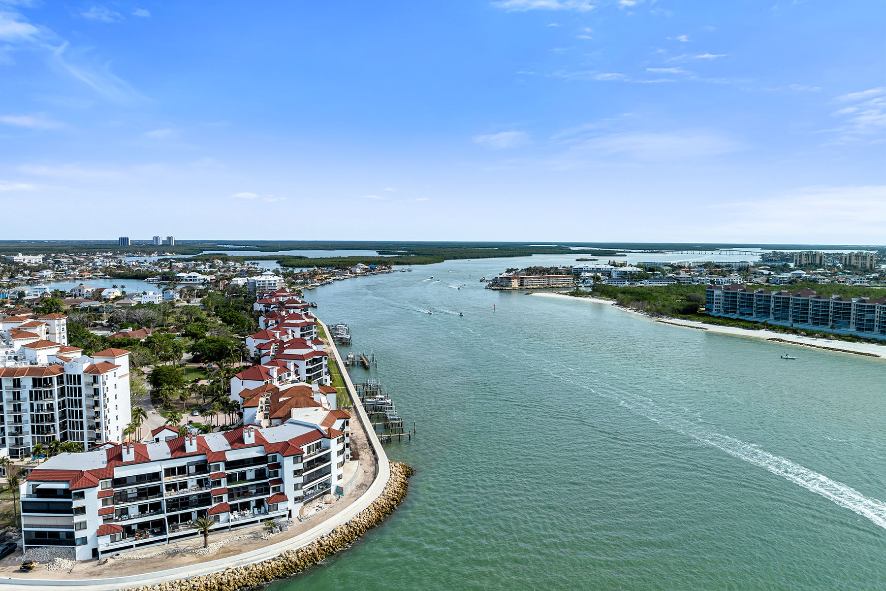 524 La Peninsula Boulevard , 524
