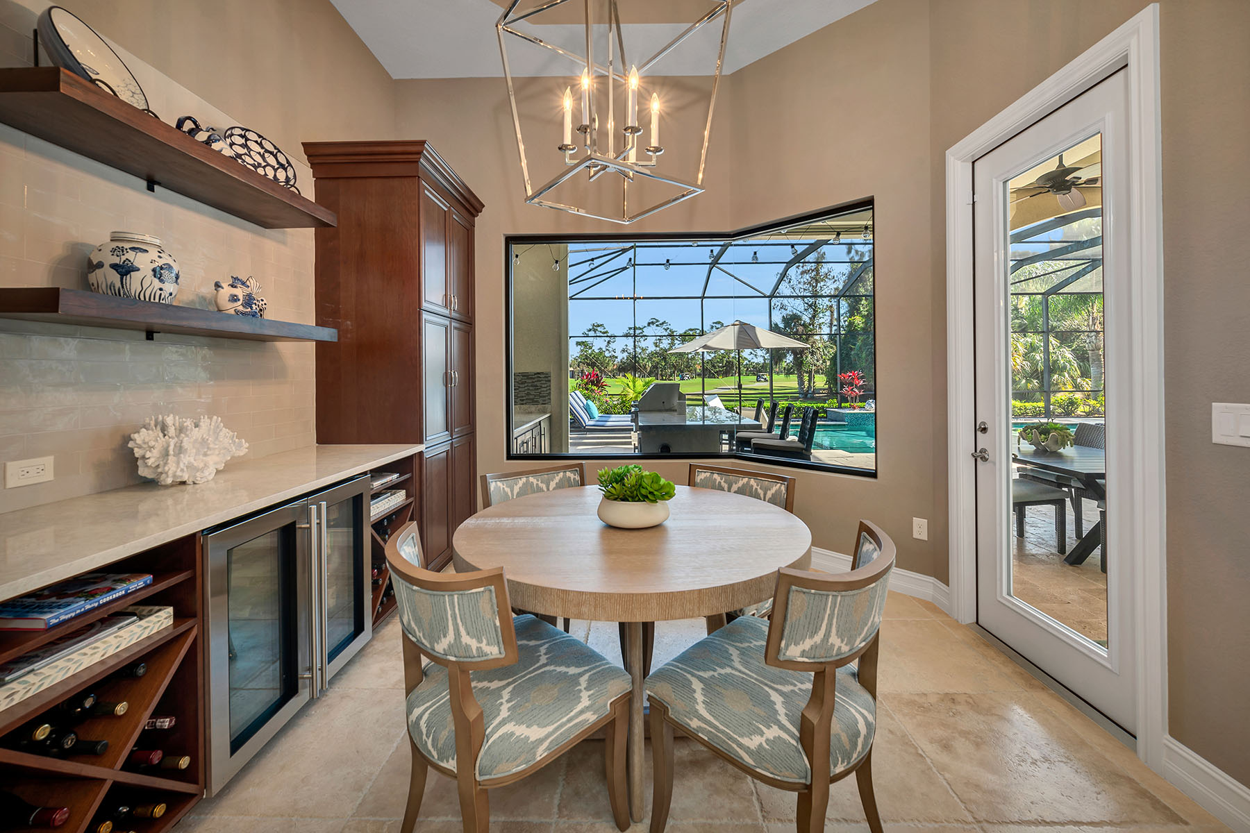 6653 Costa Circle