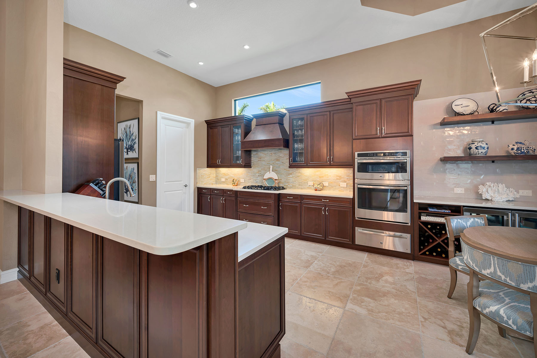 6653 Costa Circle