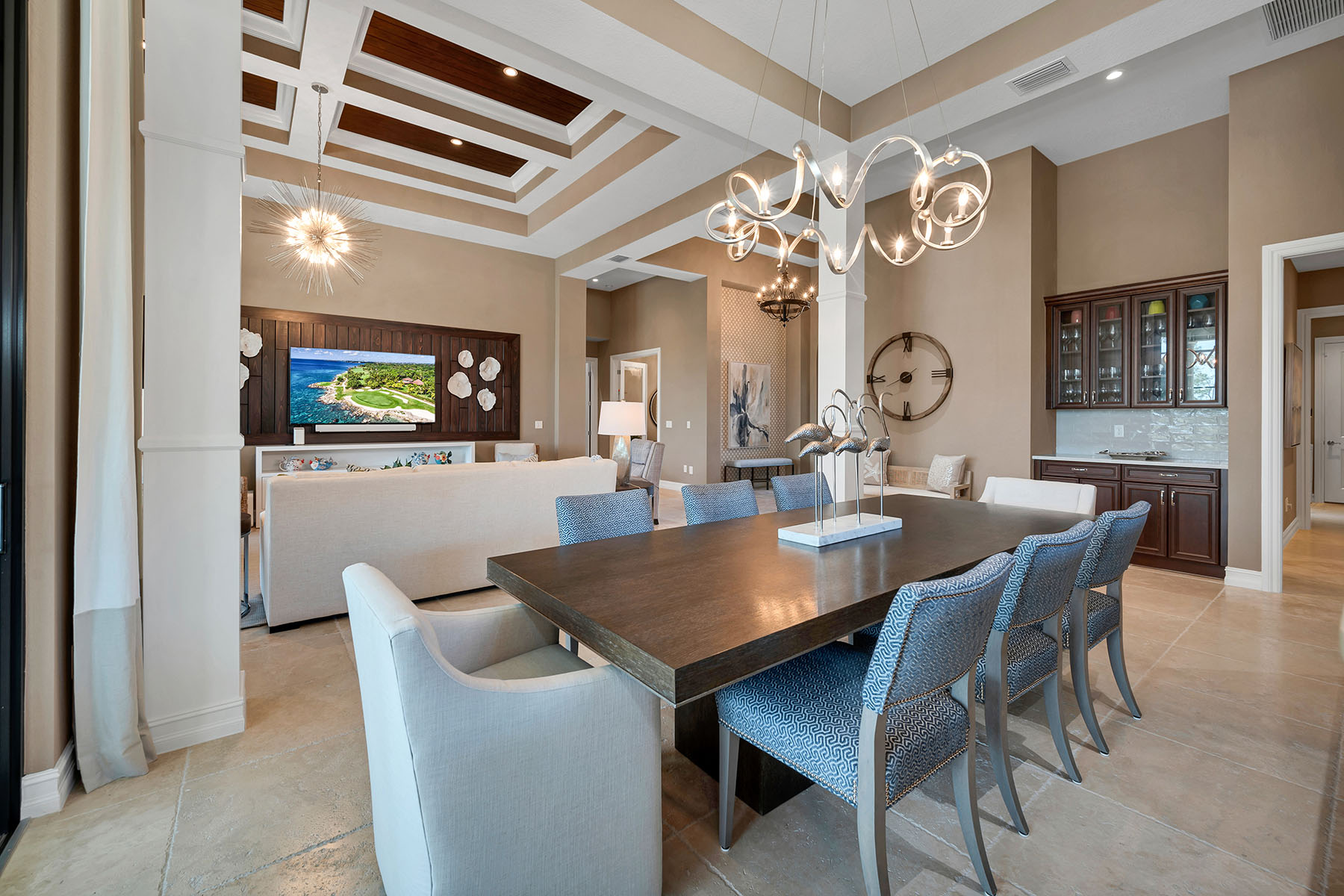 6653 Costa Circle