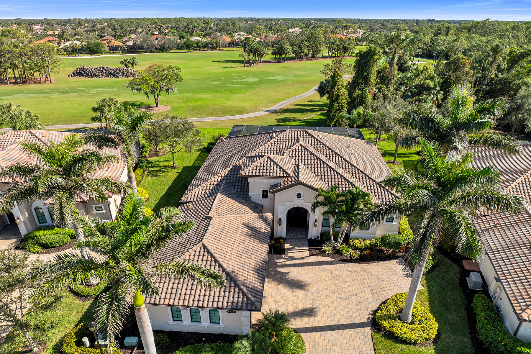 6653 Costa Circle