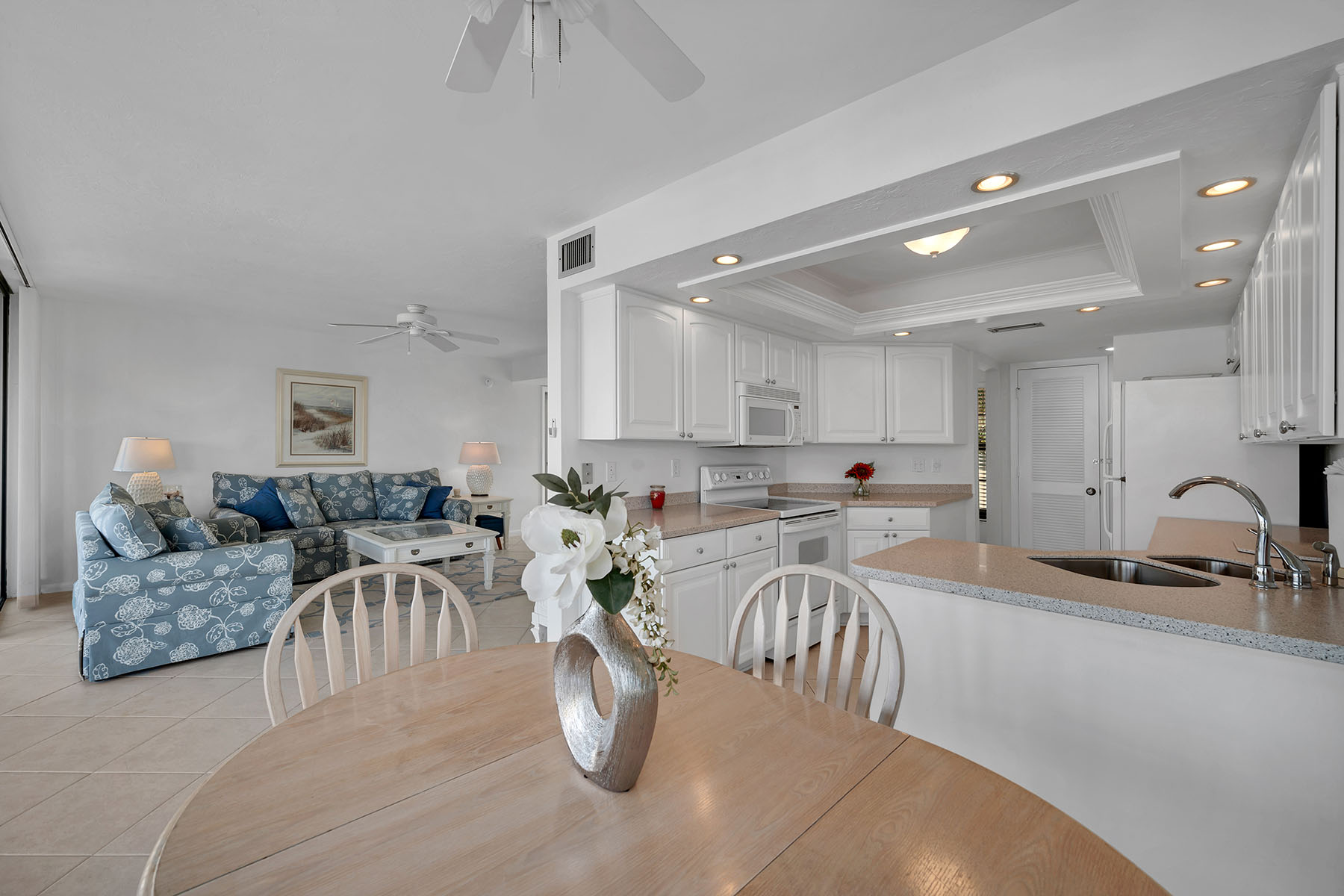 933 Collier Court , C402