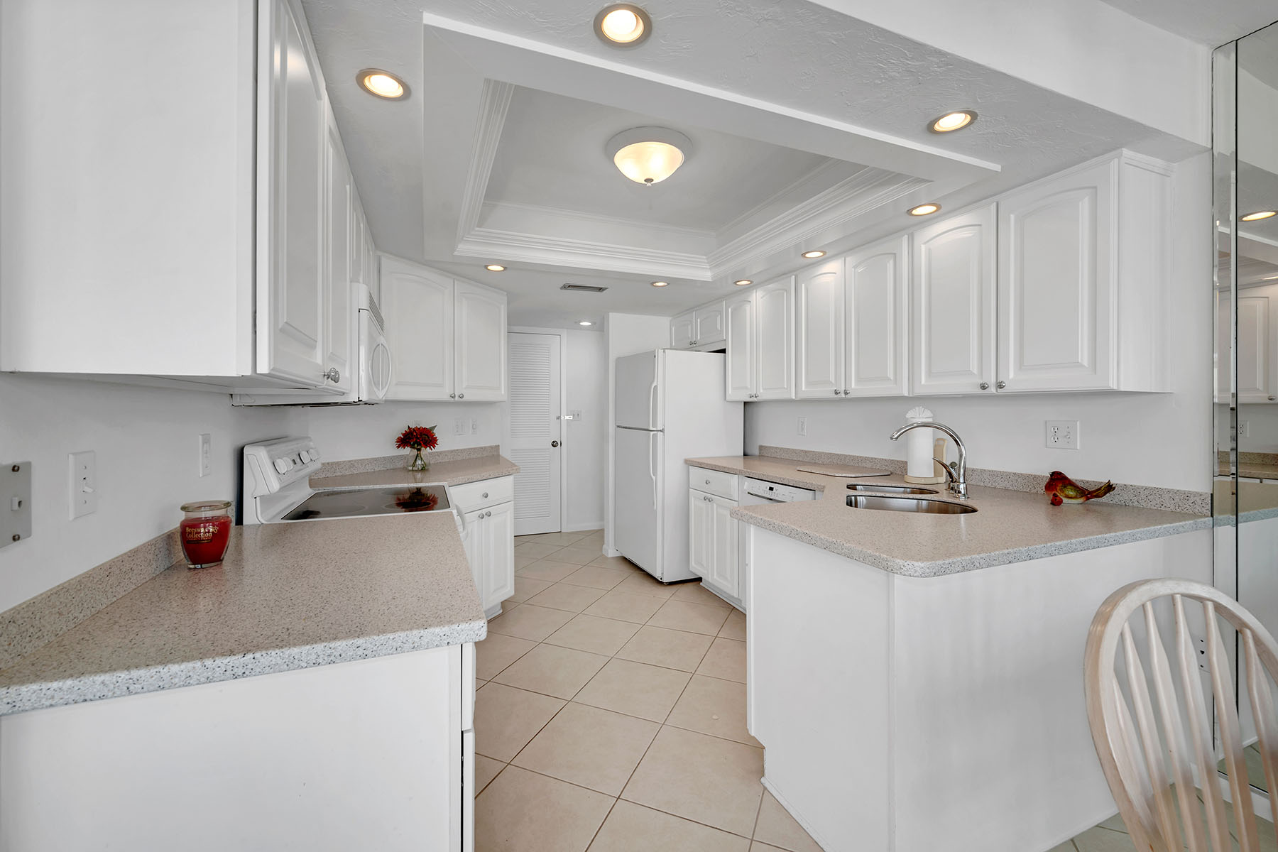 933 Collier Court , C402