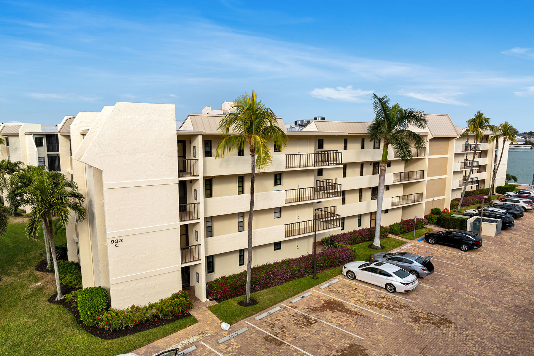 933 Collier Court , C402