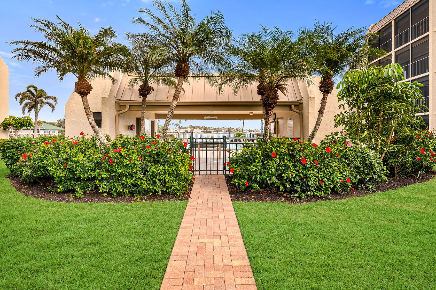 933 Collier Court , C402