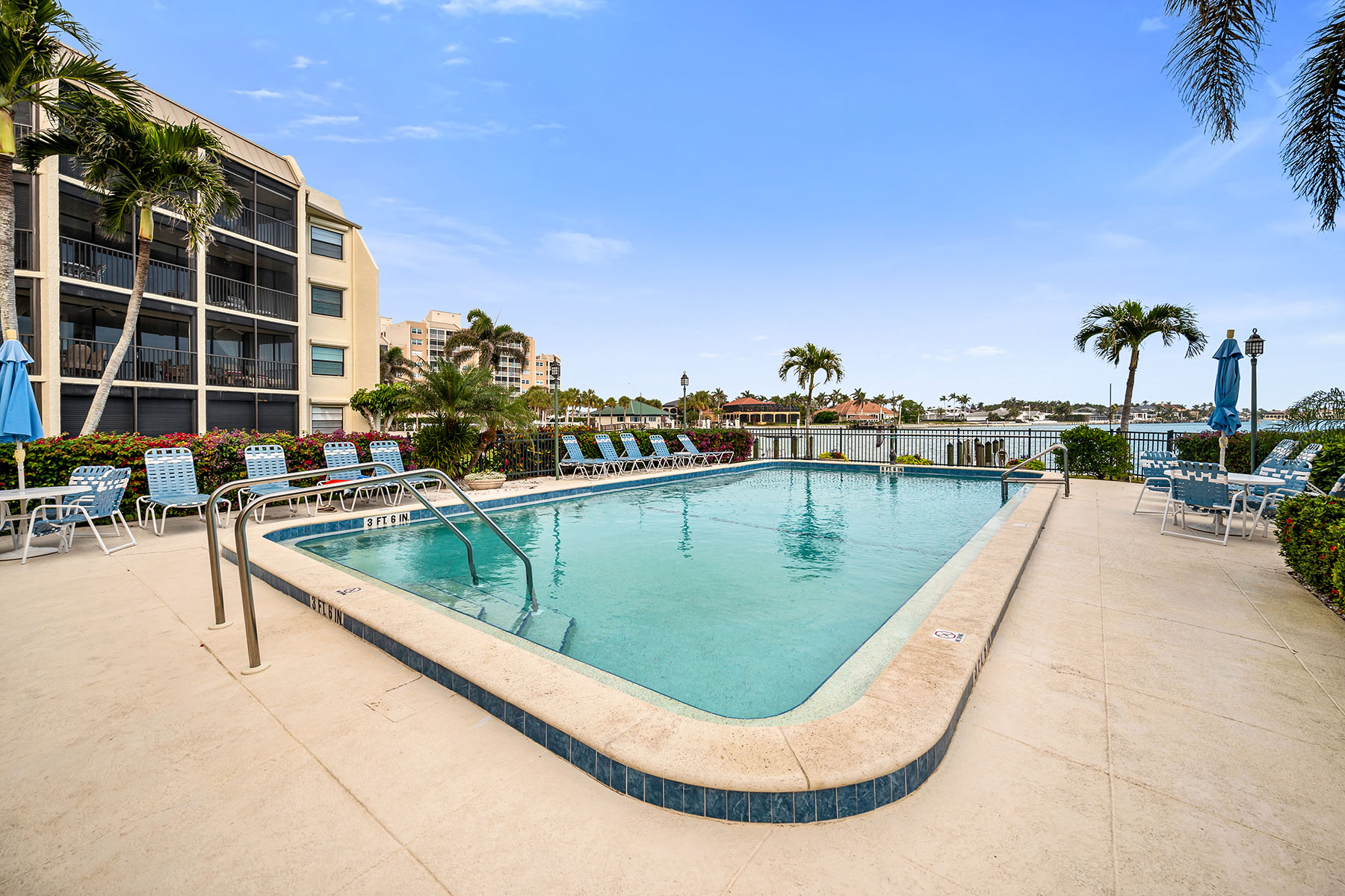 933 Collier Court , C402