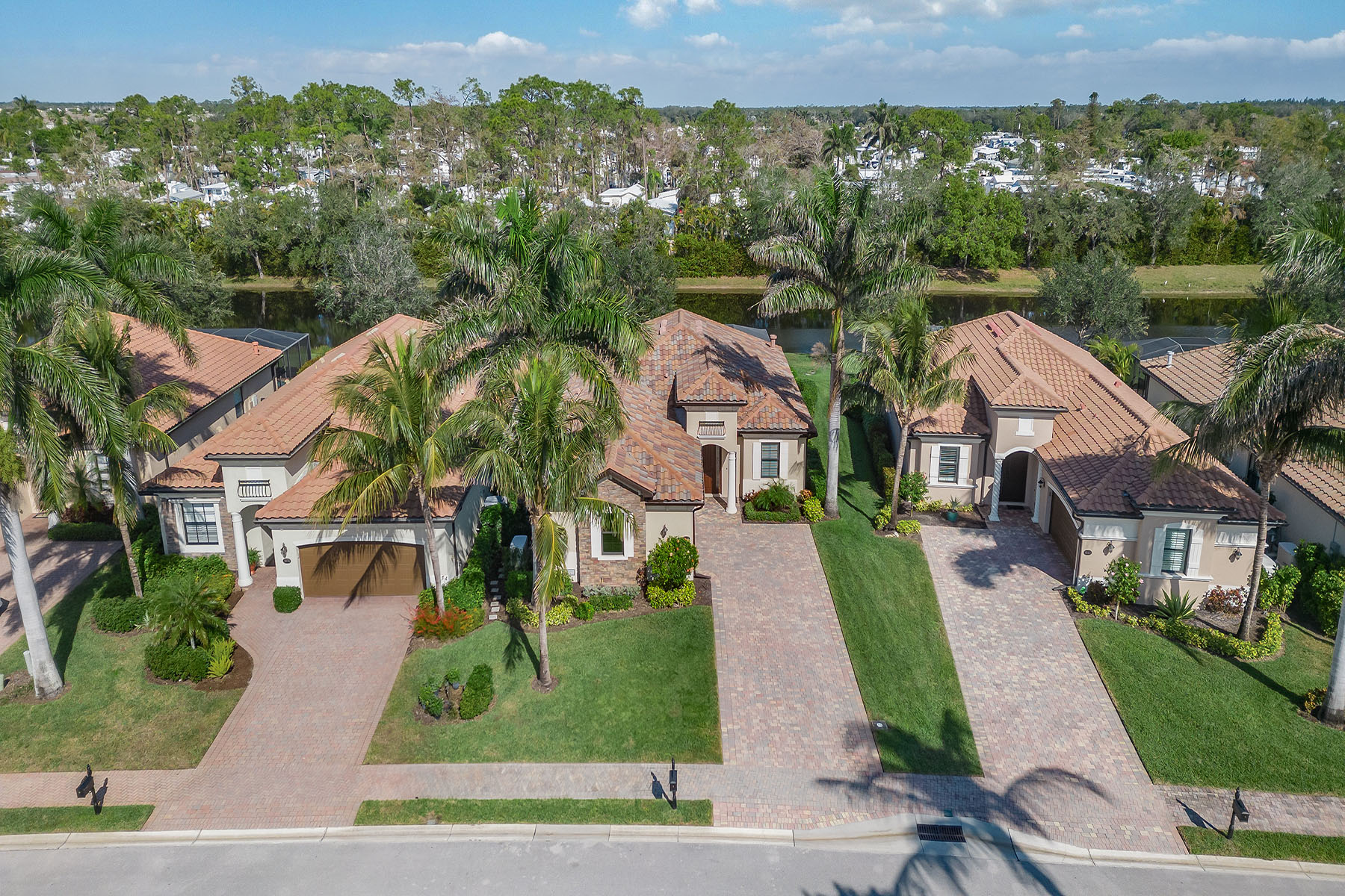 3066 Aviamar Circle