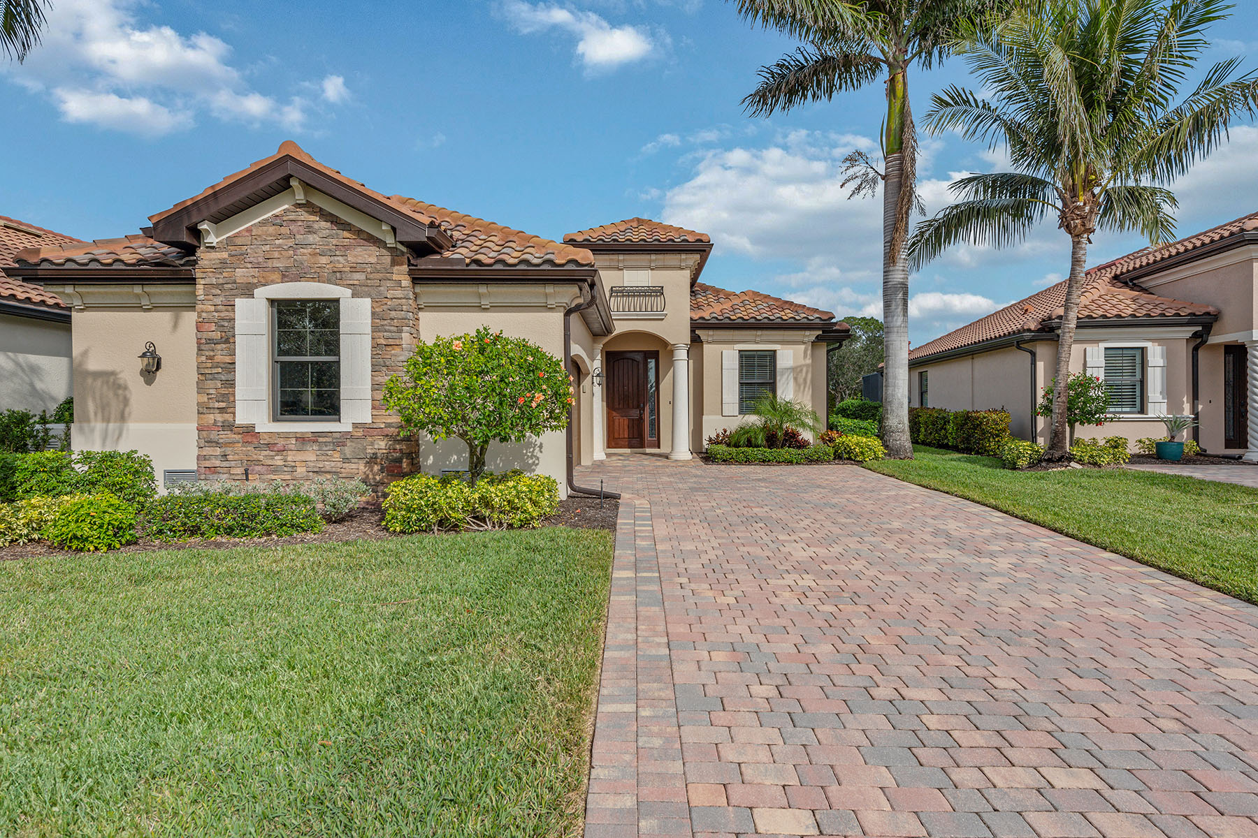 3066 Aviamar Circle