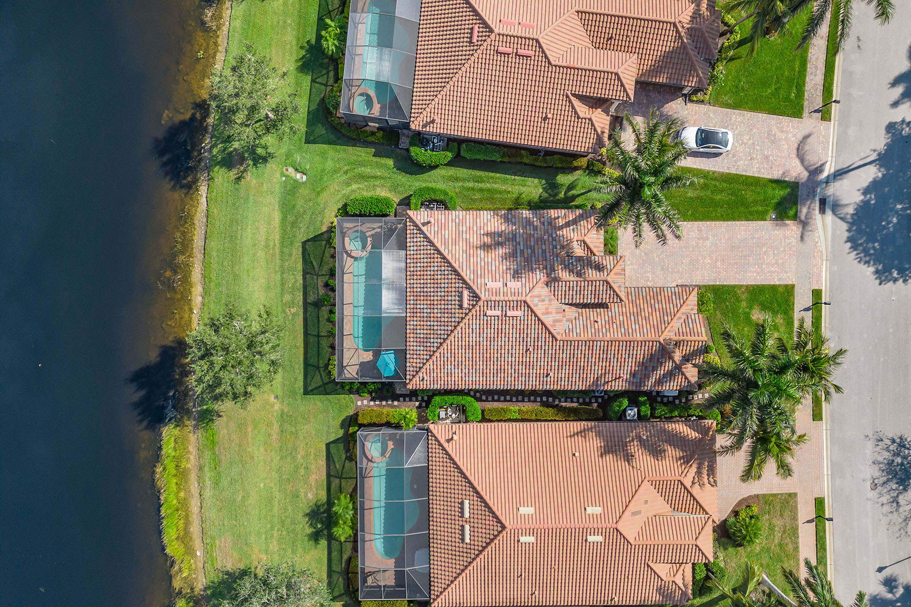 3066 Aviamar Circle