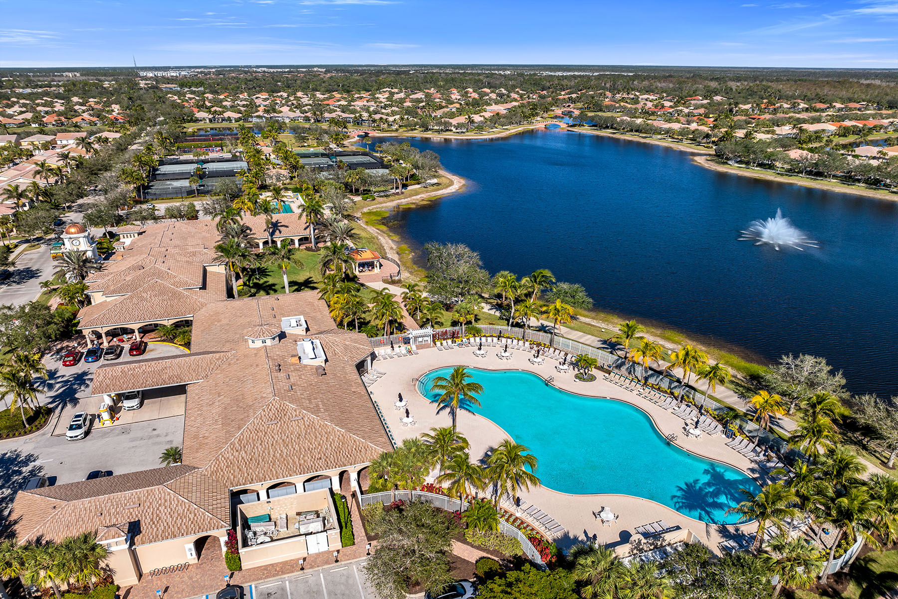 7593 Rozzini Lane