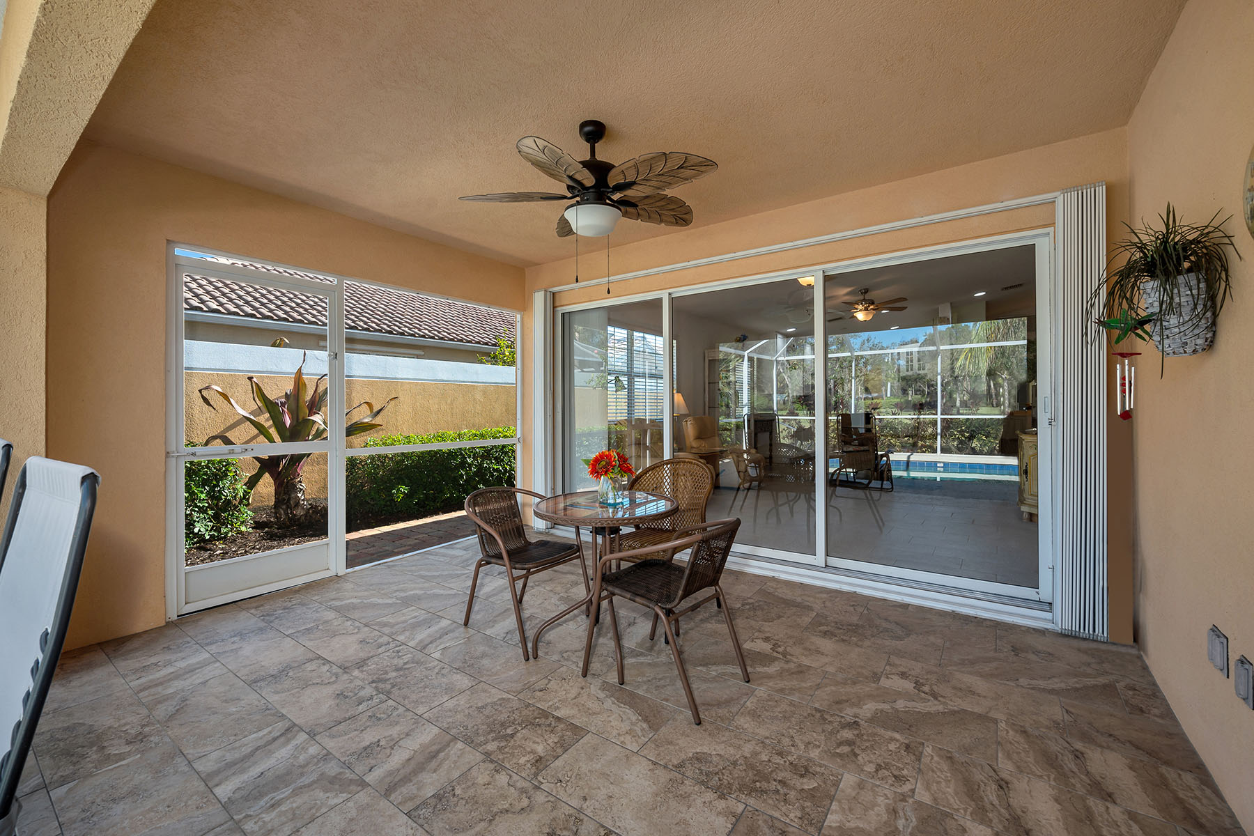 7593 Rozzini Lane
