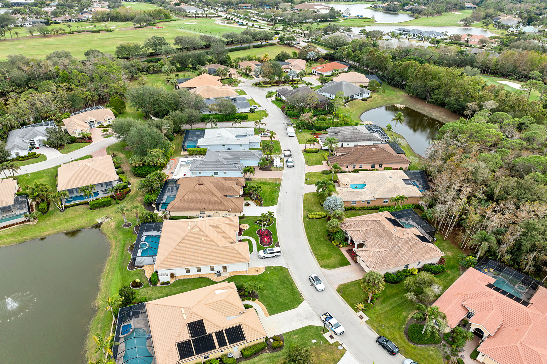 12880 Silverthorn Court