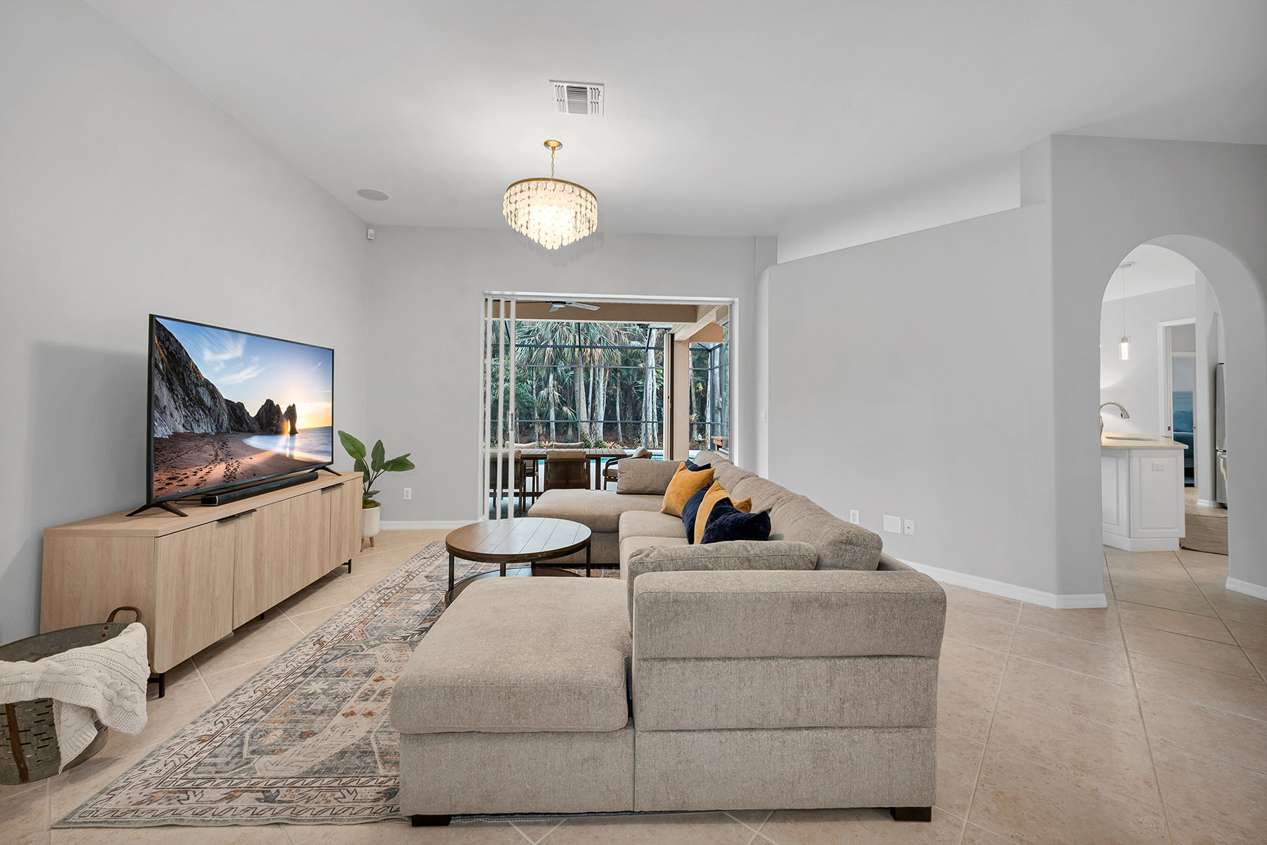 12880 Silverthorn Court