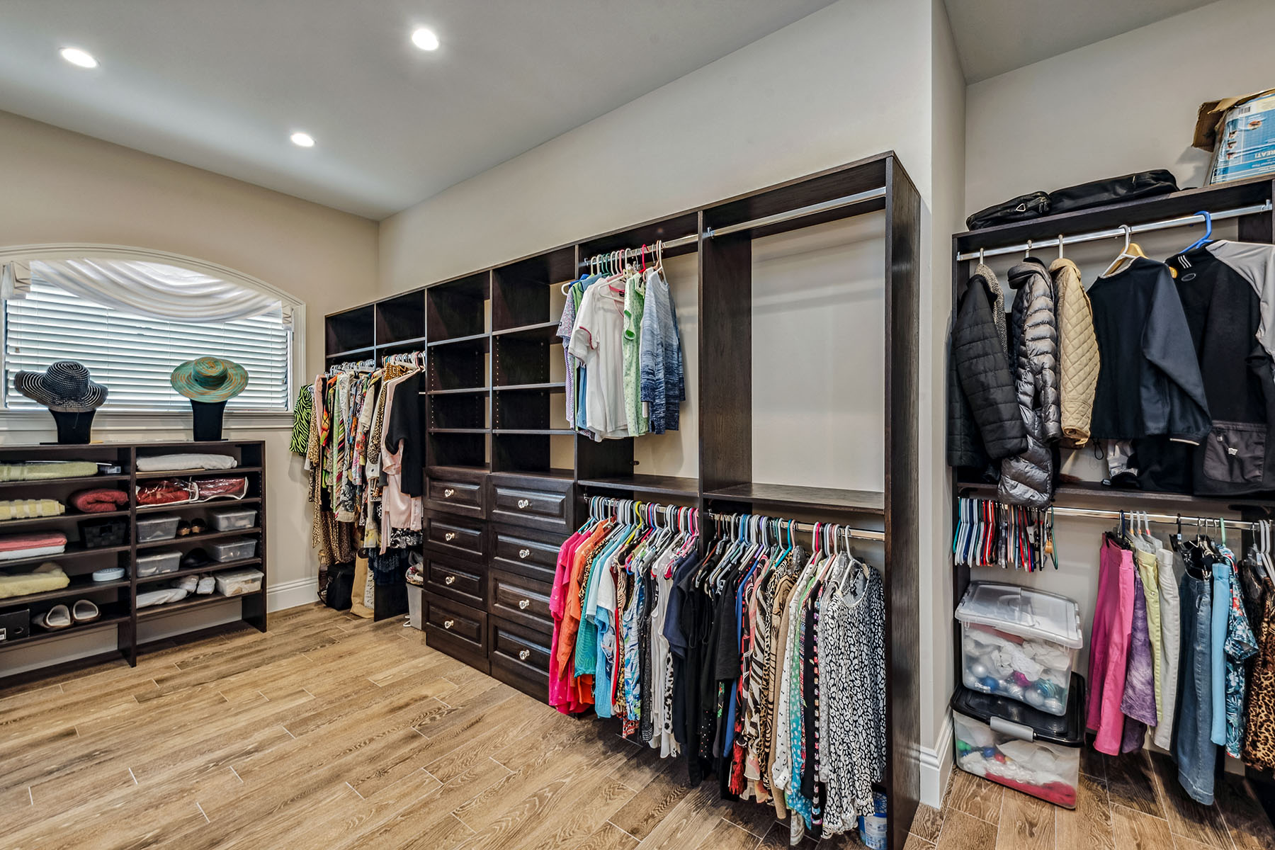 660 Kendall Drive