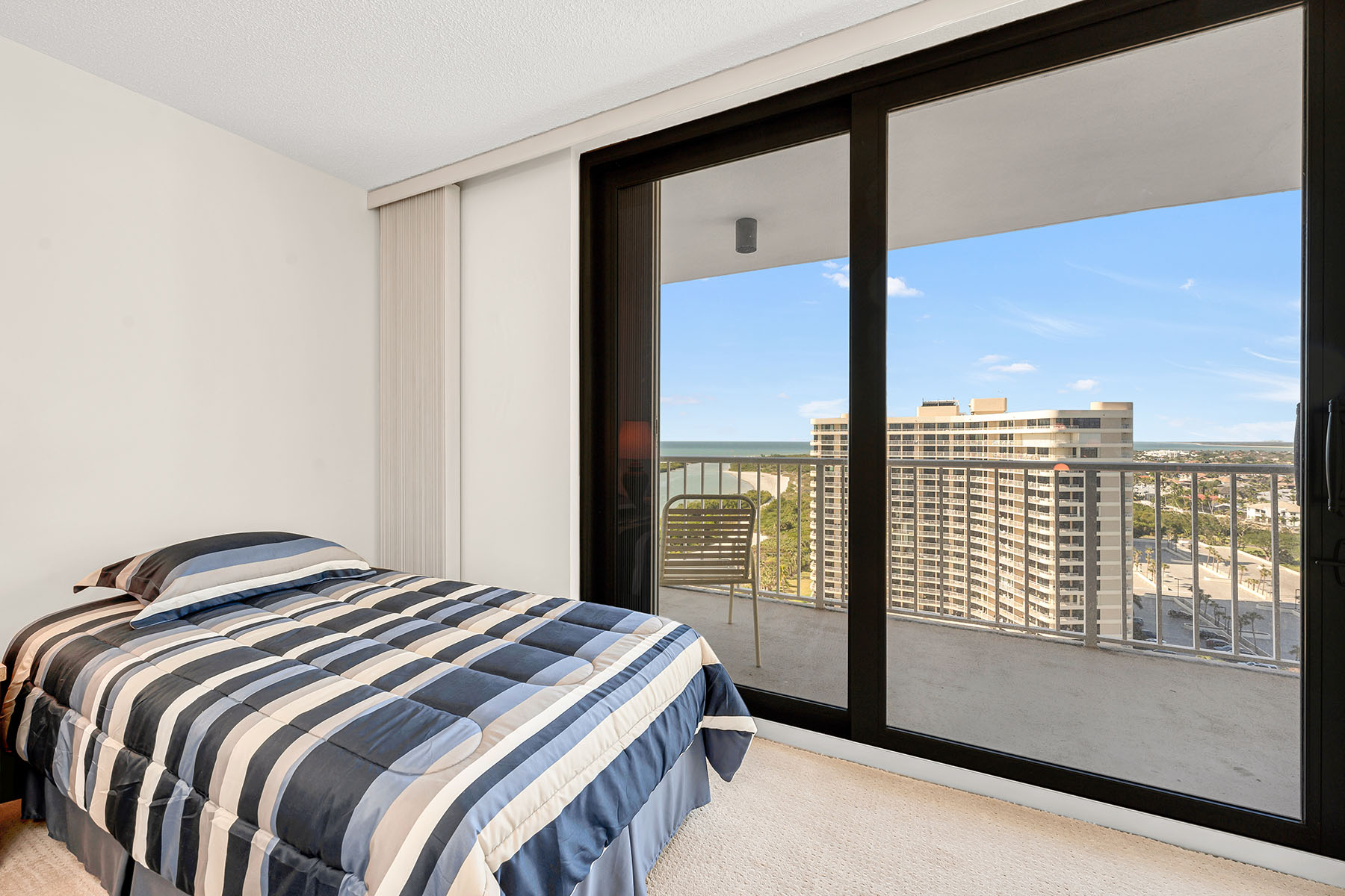 320 Seaview Court , 1810