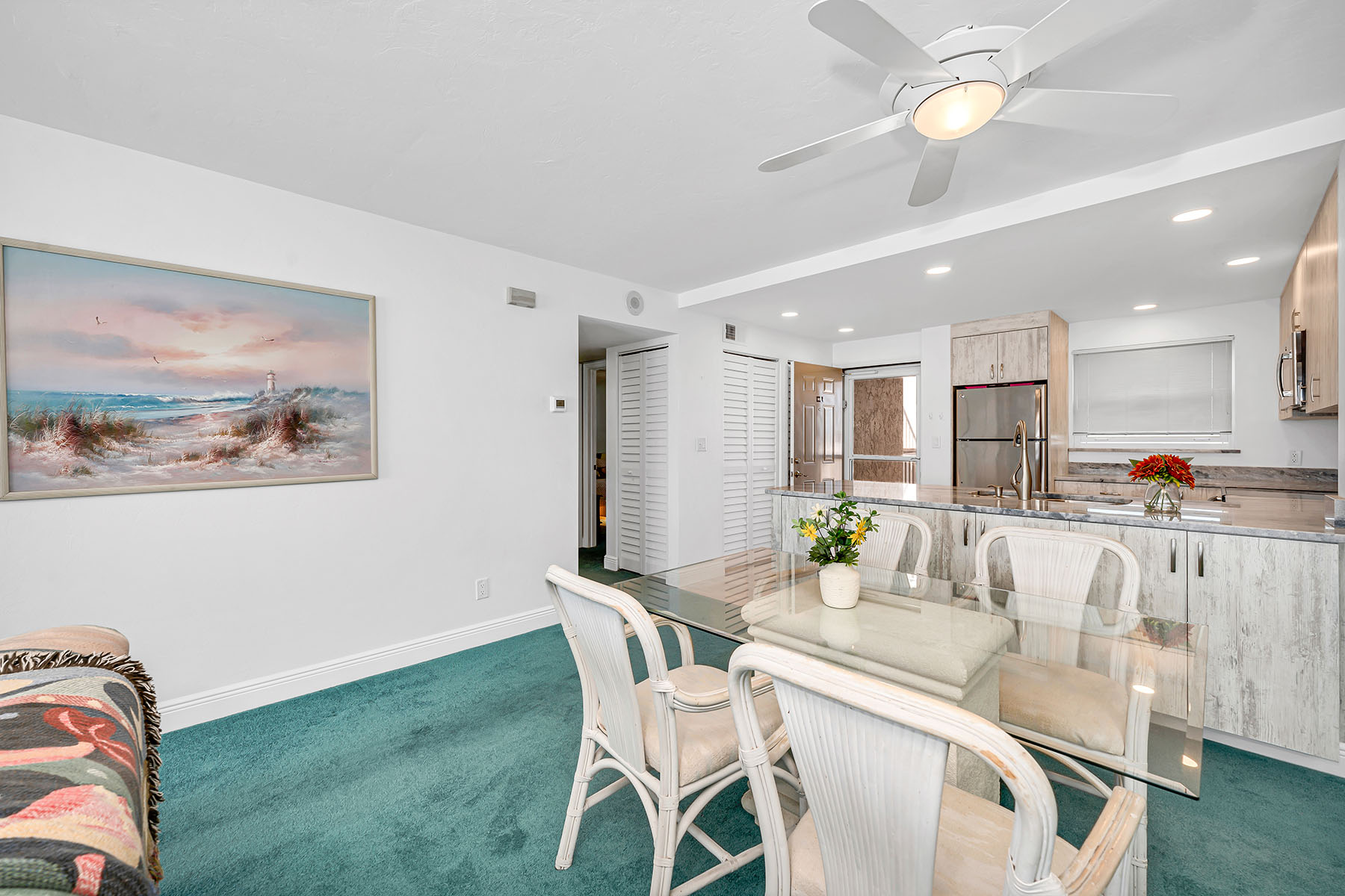 901 Collier Court , 905