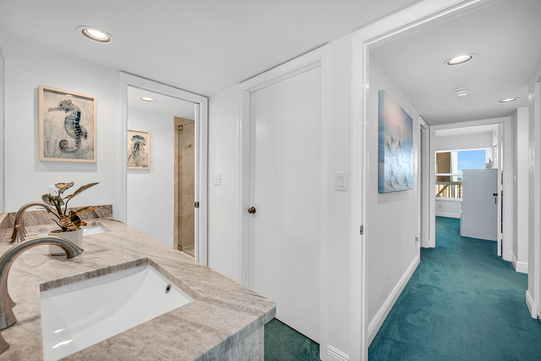 901 Collier Court , 905