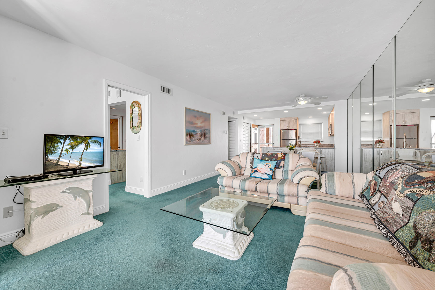 901 Collier Court , 905