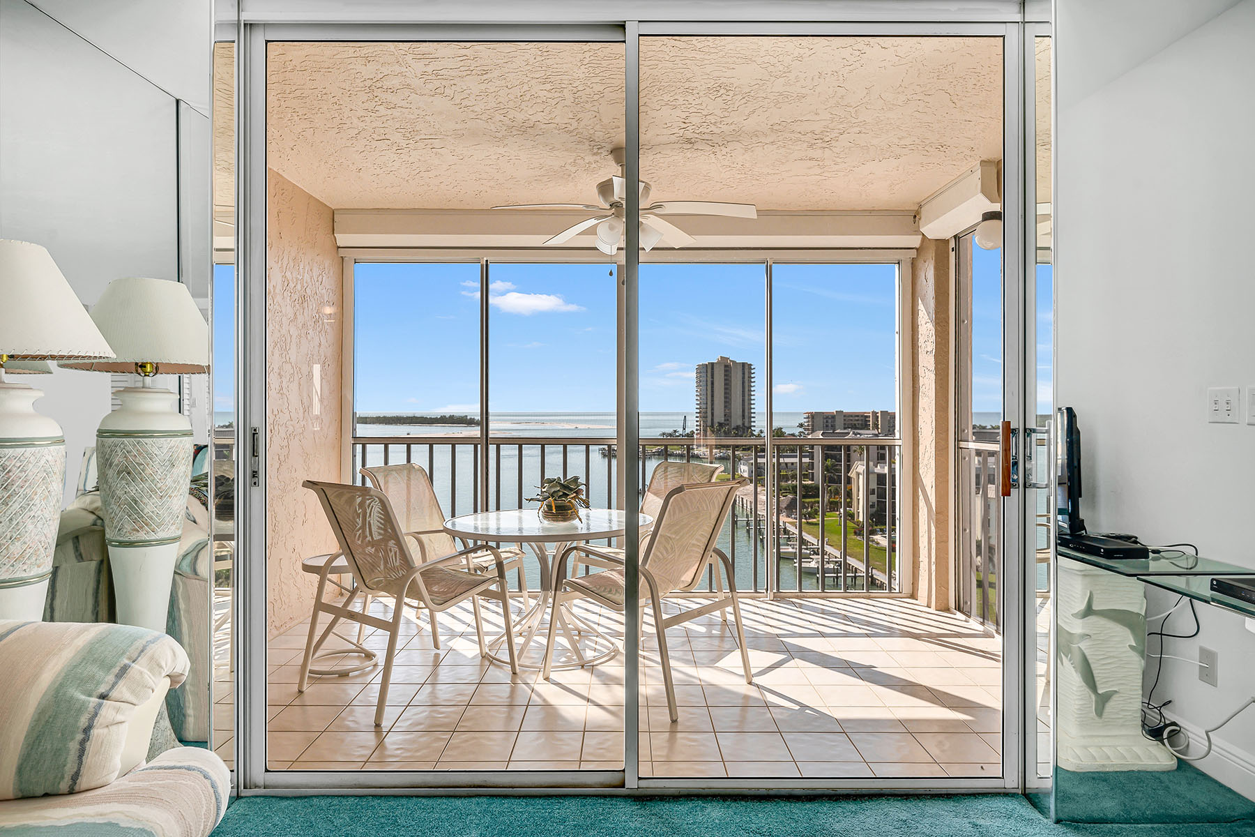 901 Collier Court , 905