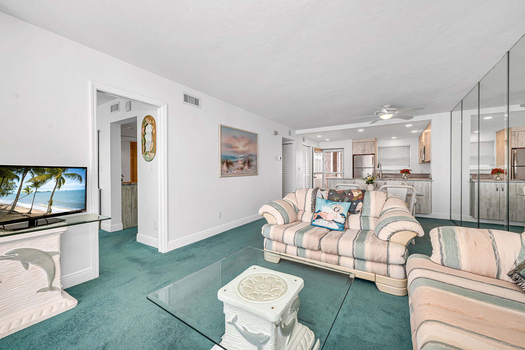 901 Collier Court , 905