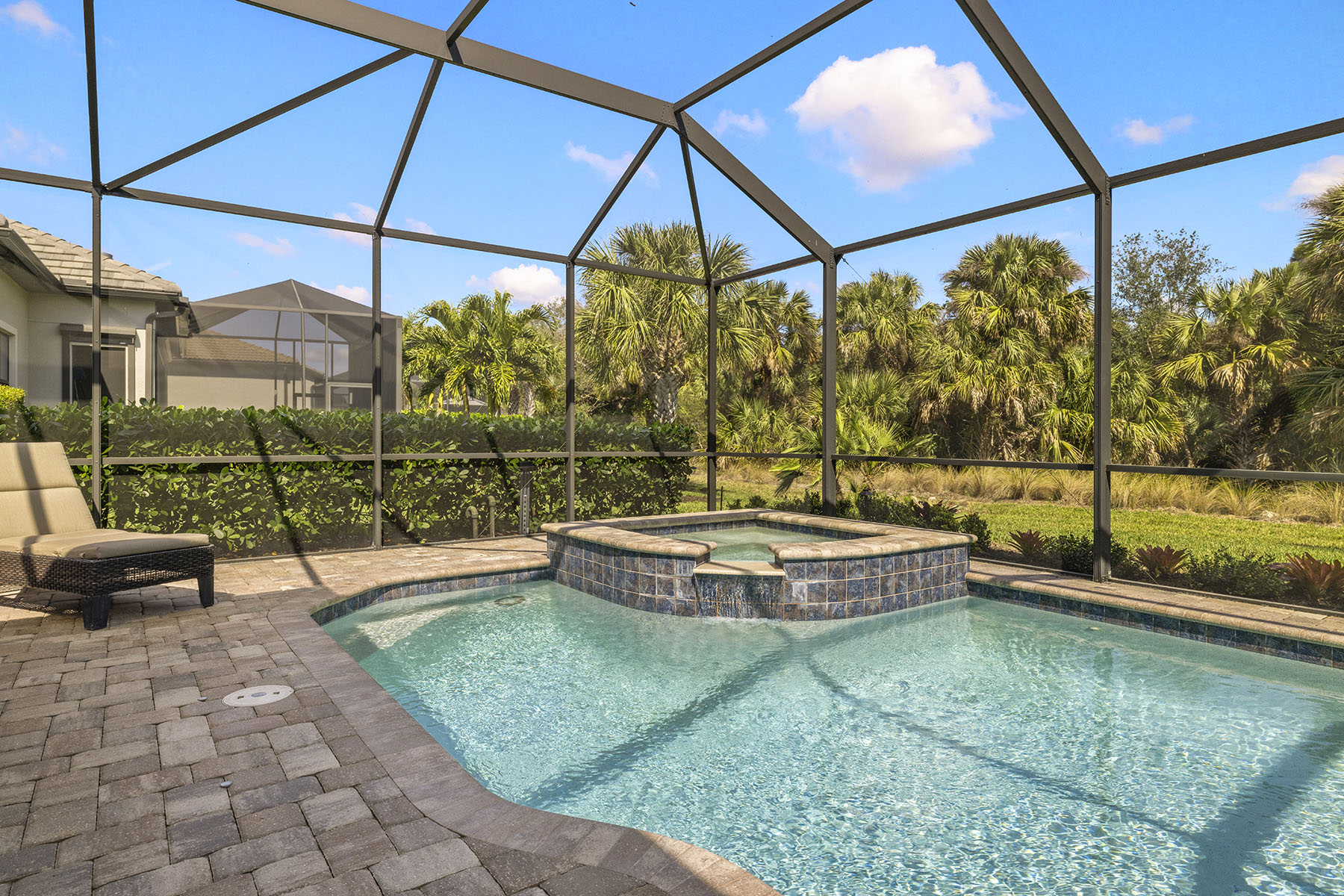 9404 Night Heron Lane