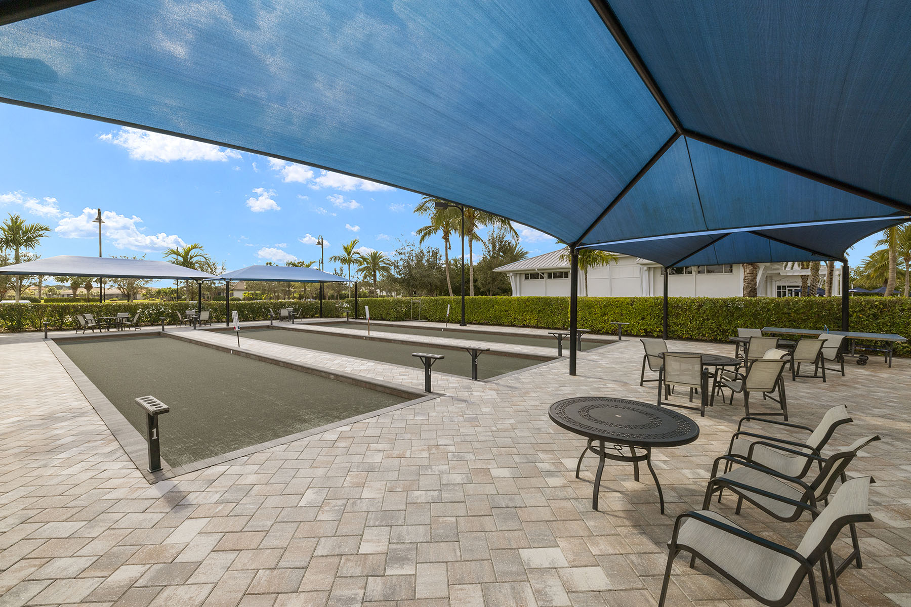 9404 Night Heron Lane