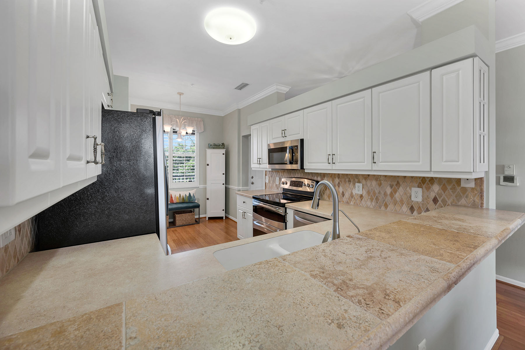 3800 Sawgrass Way , 3144