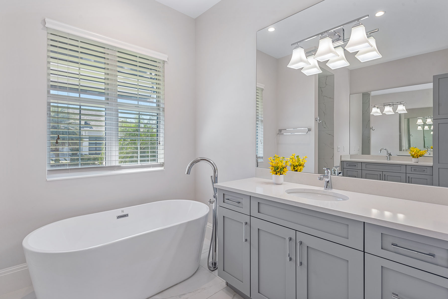 233 Meadowlark Court