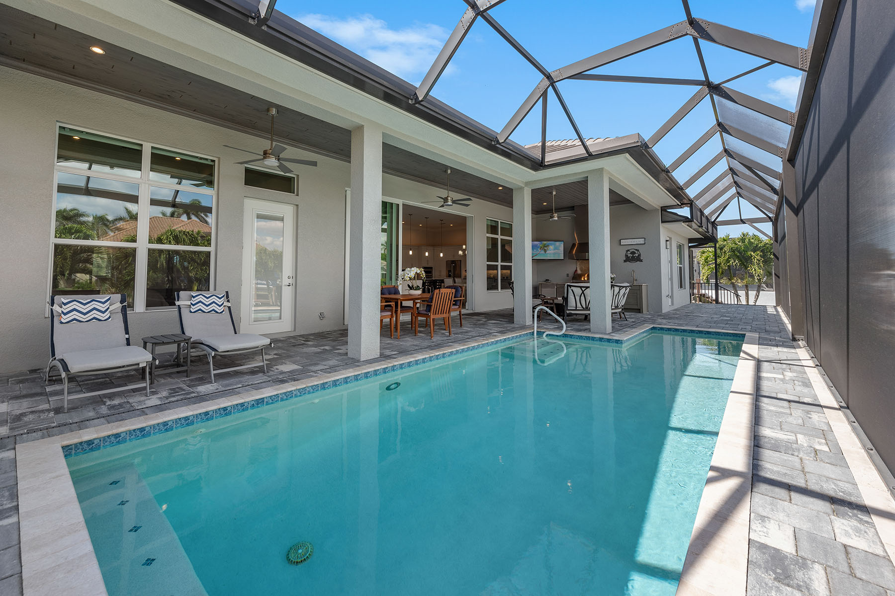 233 Meadowlark Court