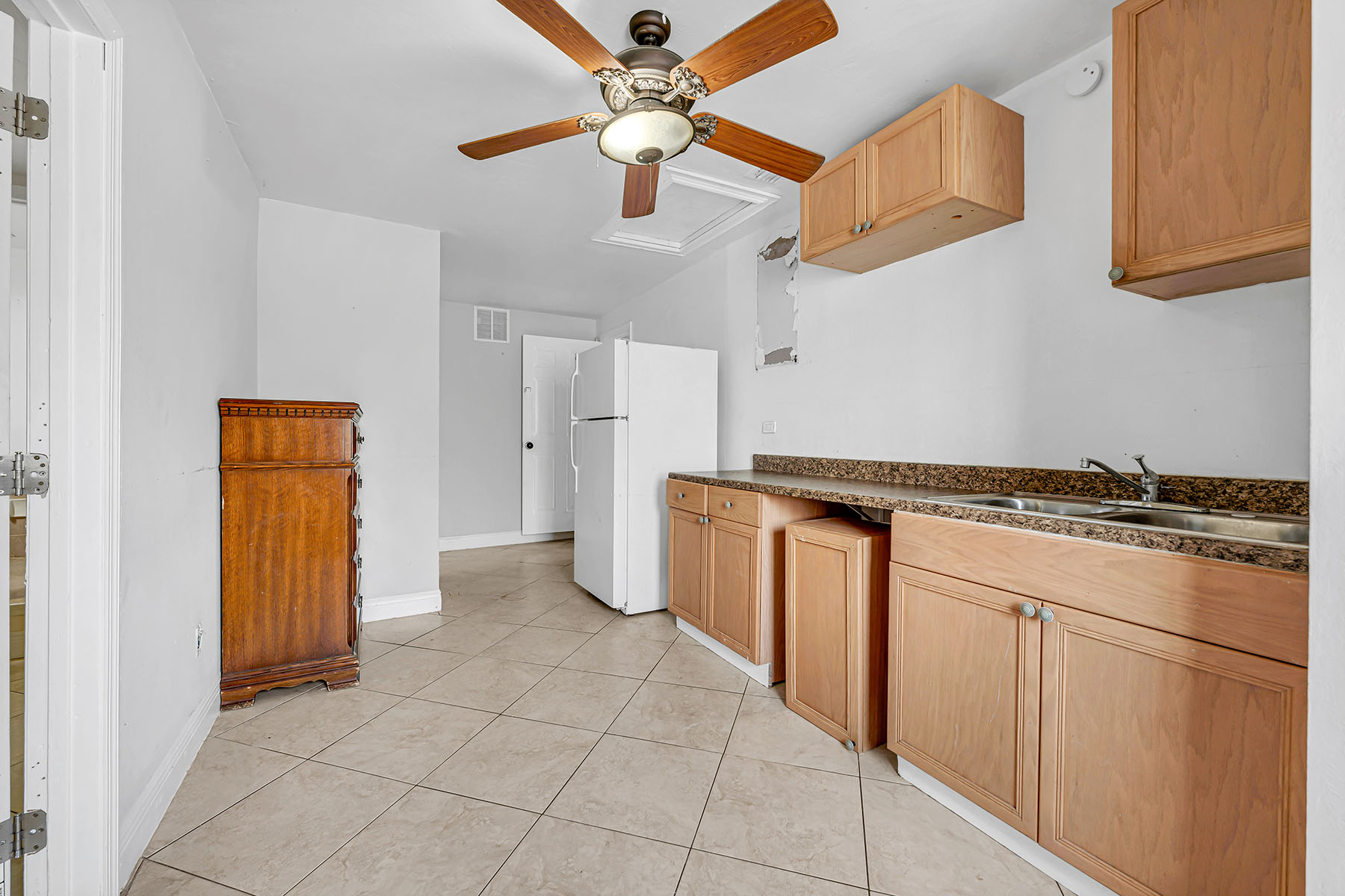 4838 Tahiti Lane