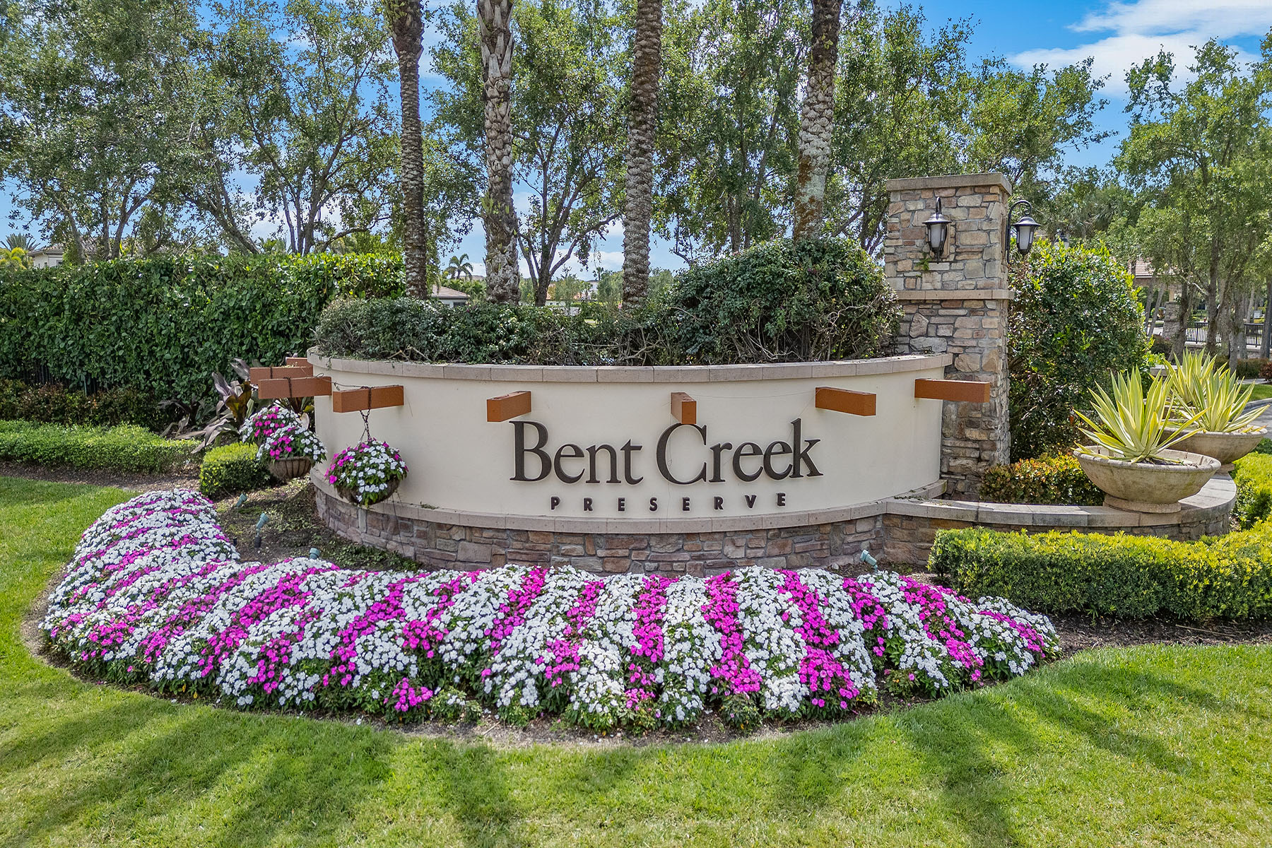 9381 Glenforest Drive