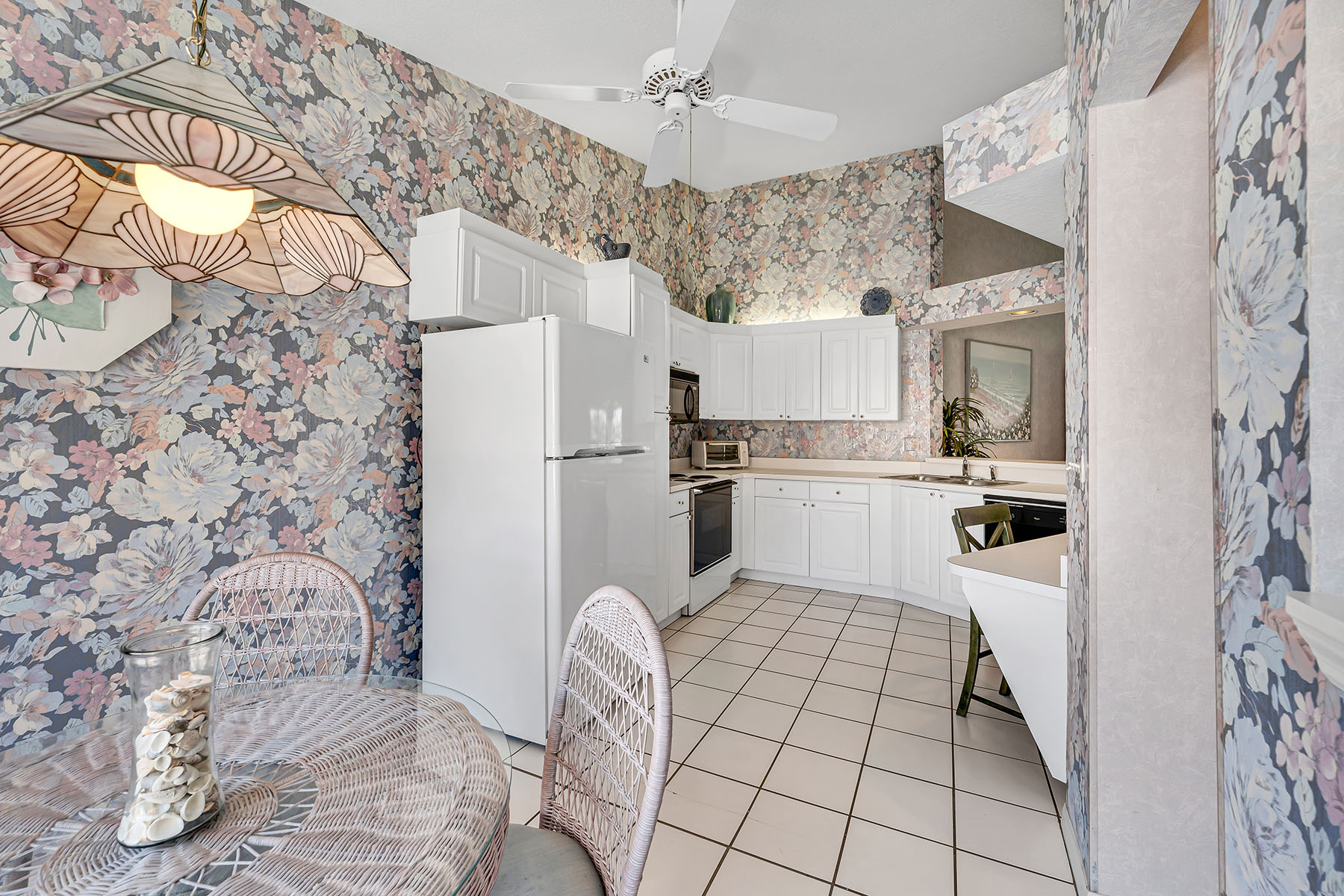 1090 Woodshire Lane , F206