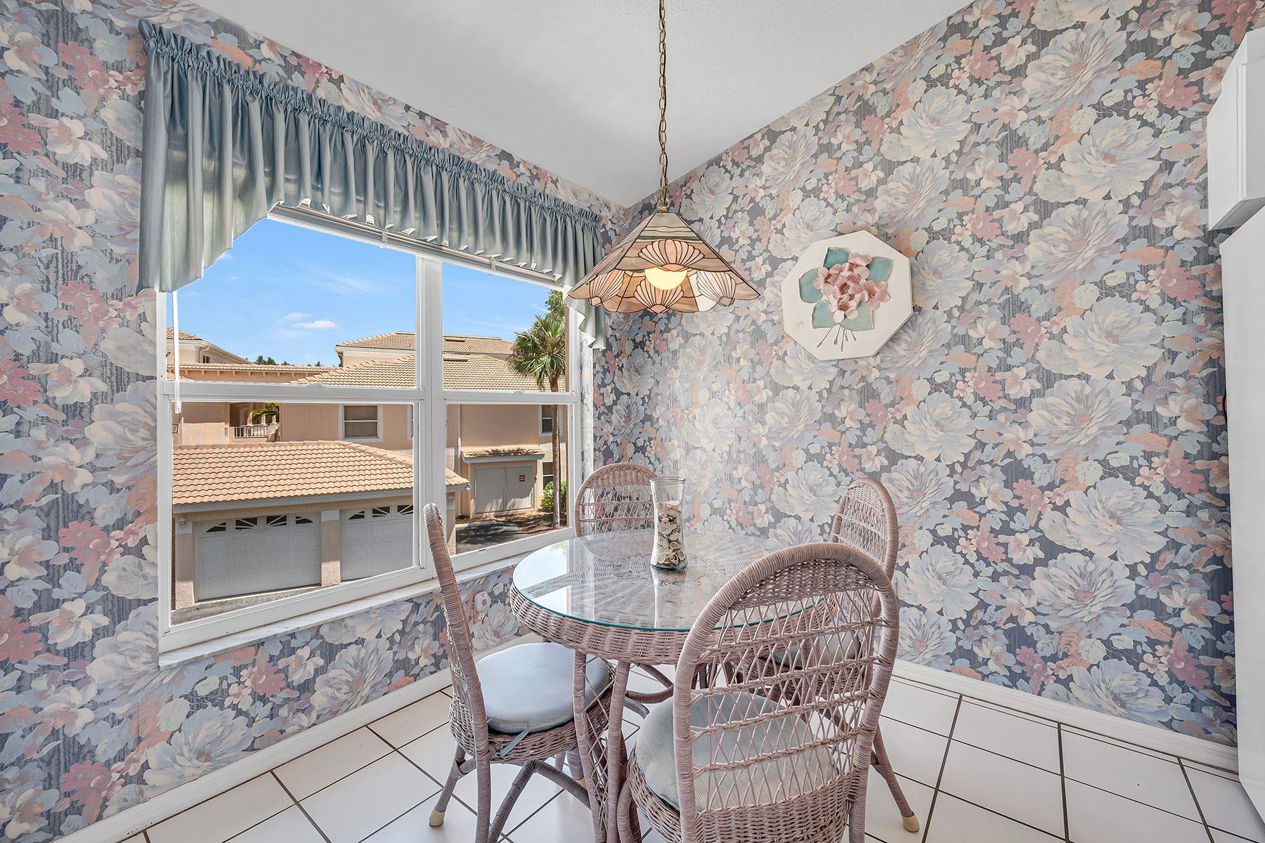 1090 Woodshire Lane , F206