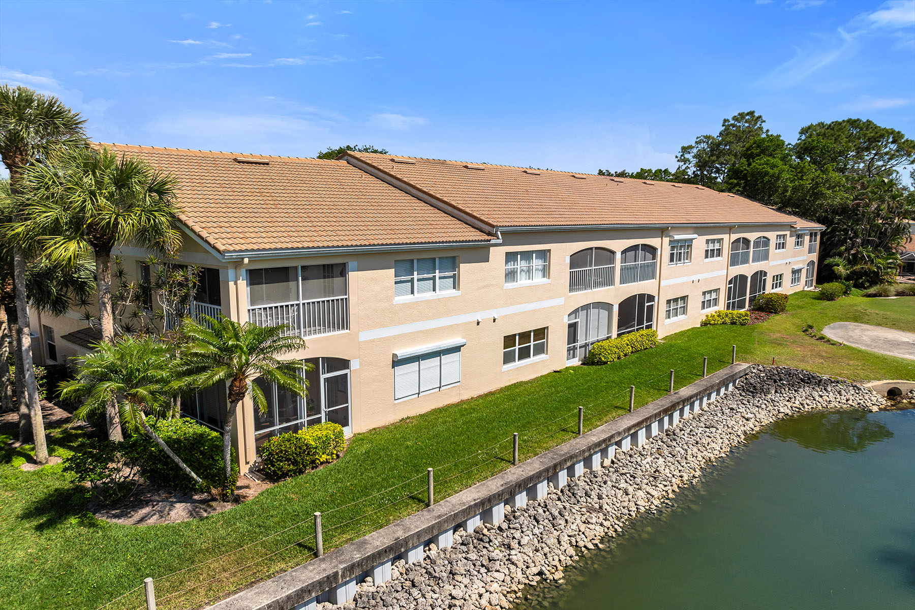 1090 Woodshire Lane , F206