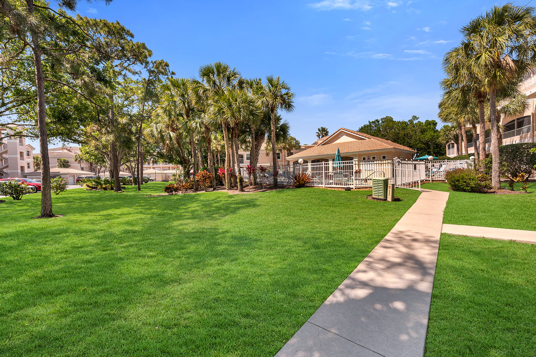 1090 Woodshire Lane , F206