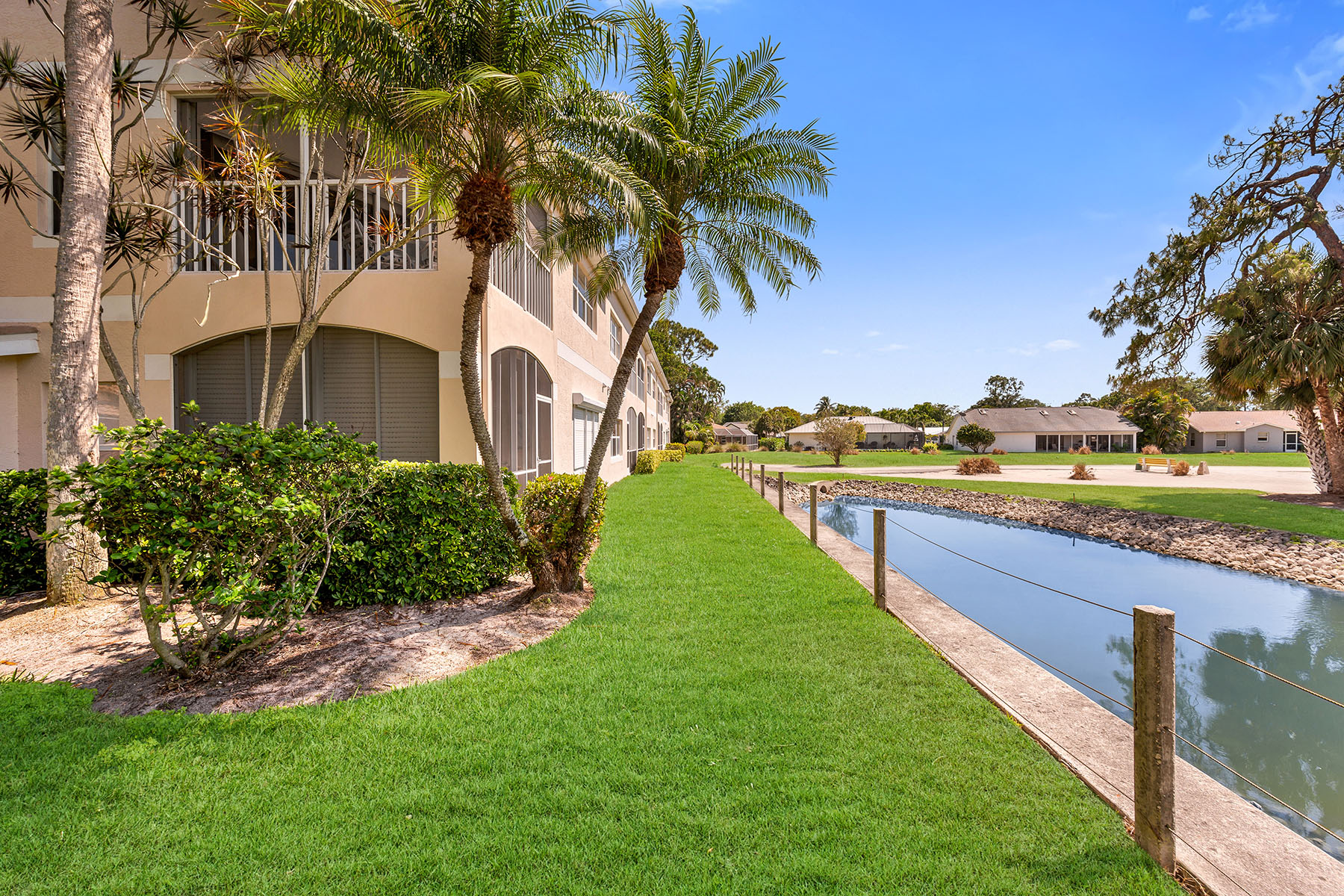 1090 Woodshire Lane , F206