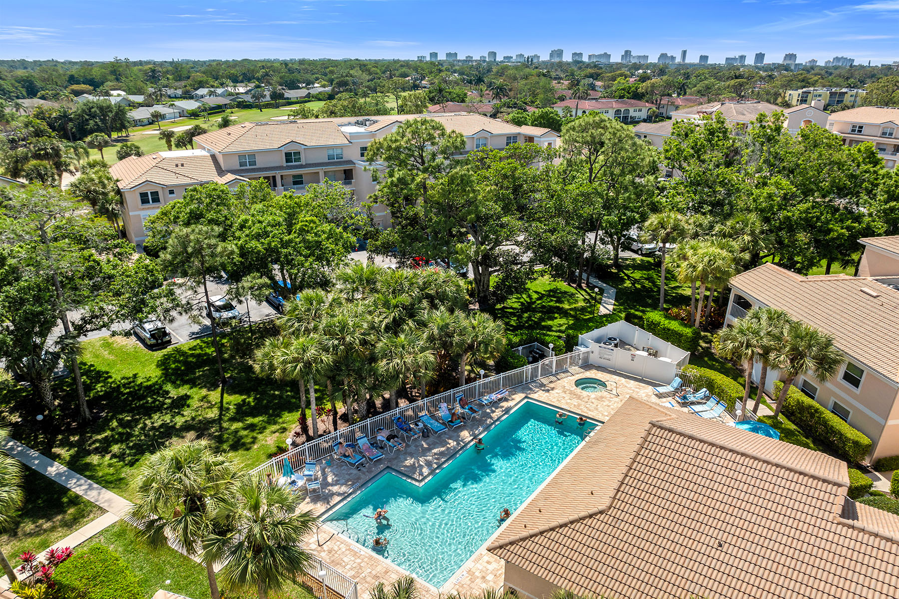 1090 Woodshire Lane , F206