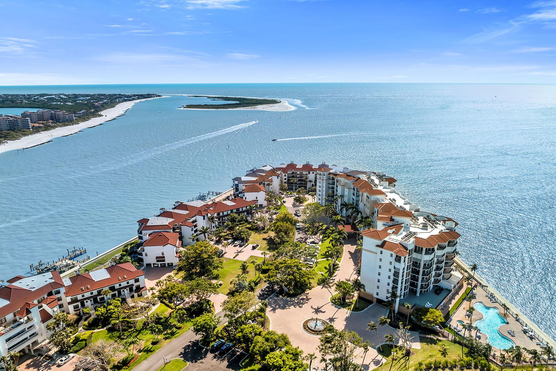 700 La Peninsula Boulevard , 306