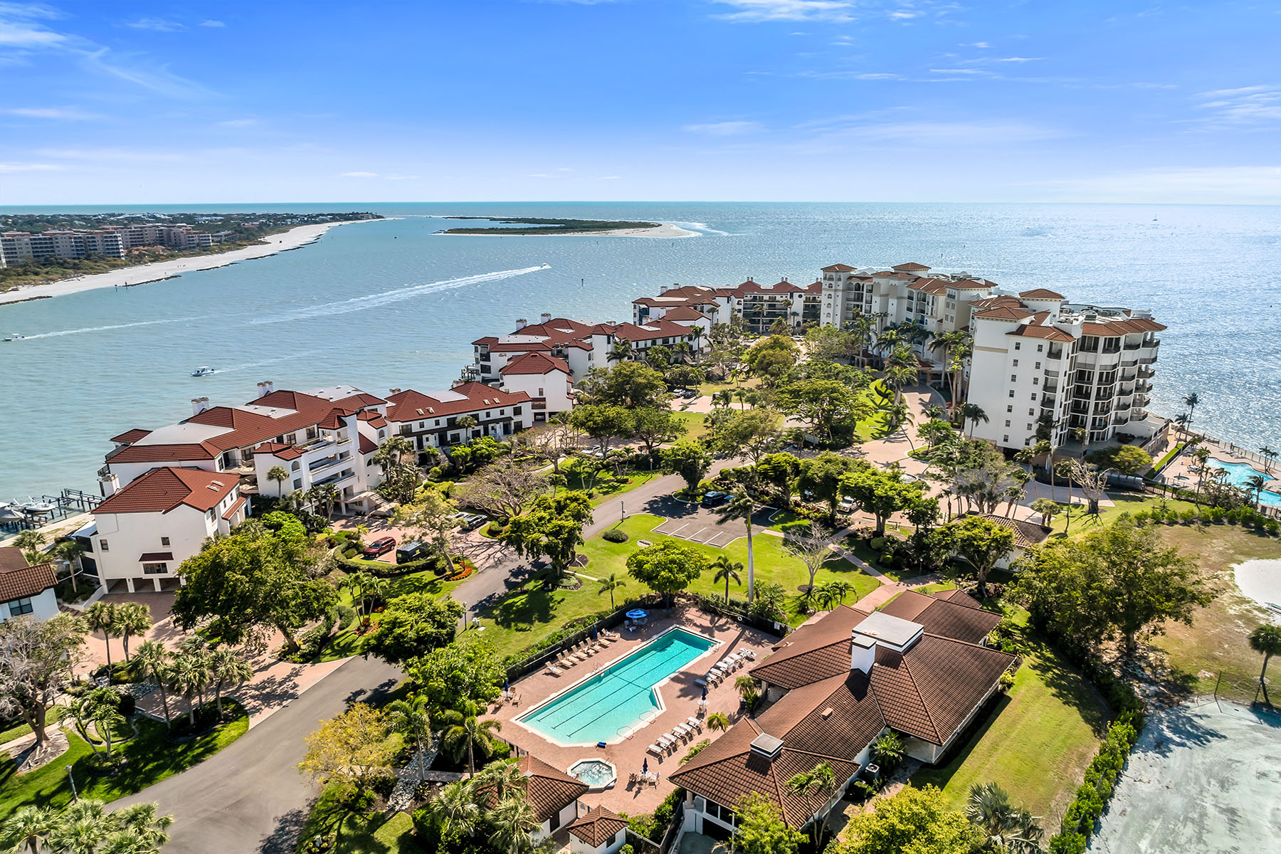 700 La Peninsula Boulevard , 306