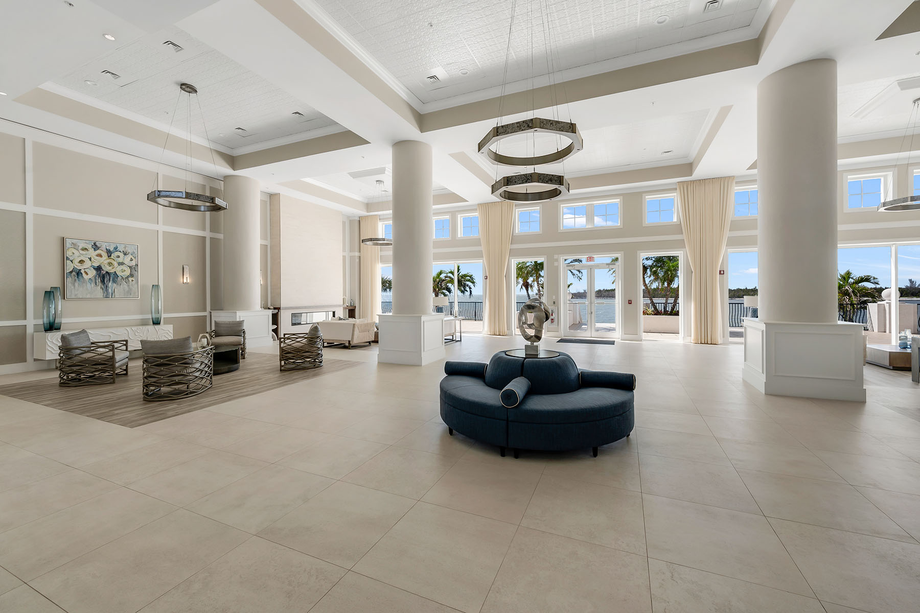 700 La Peninsula Boulevard , 306