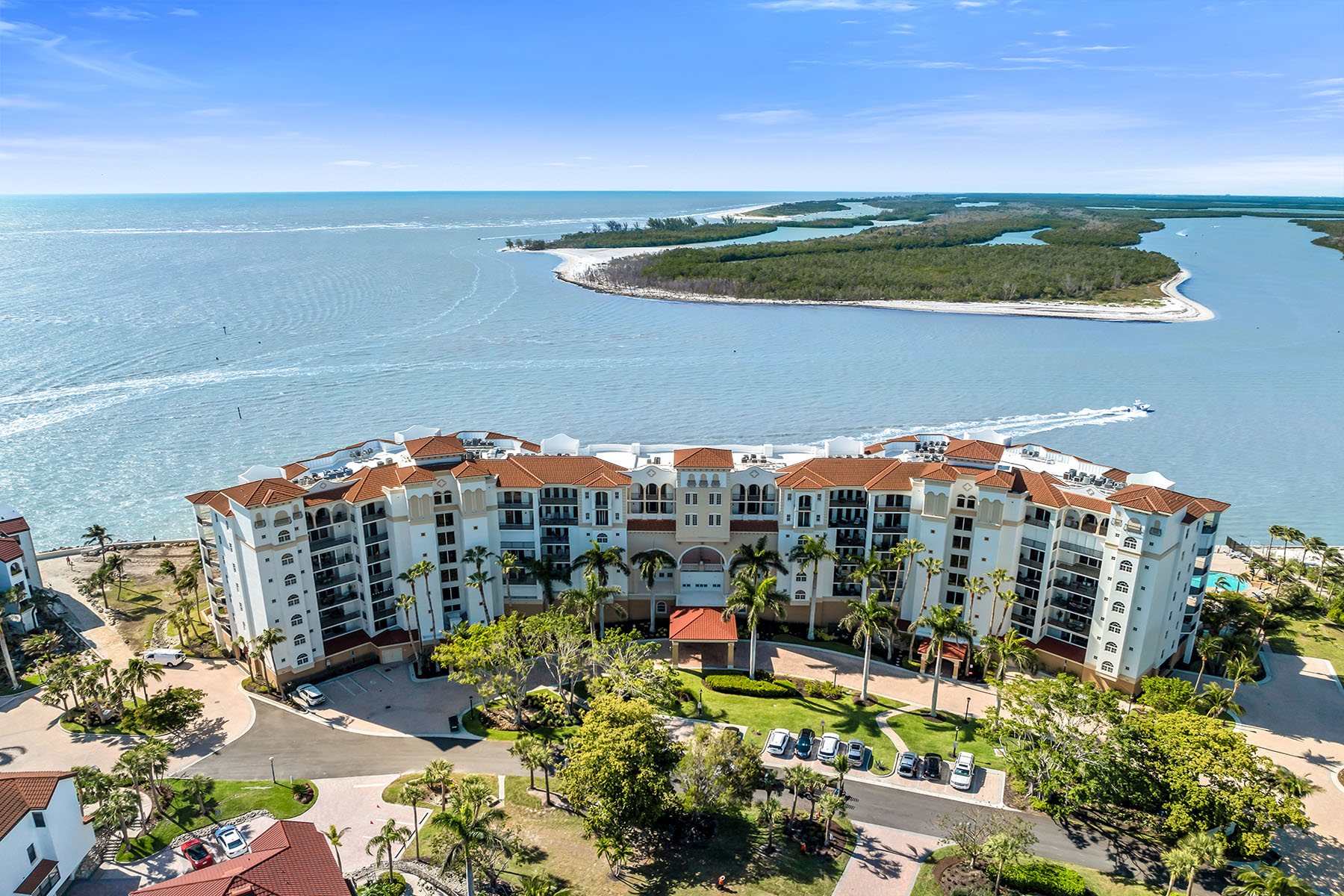 700 La Peninsula Boulevard , 306