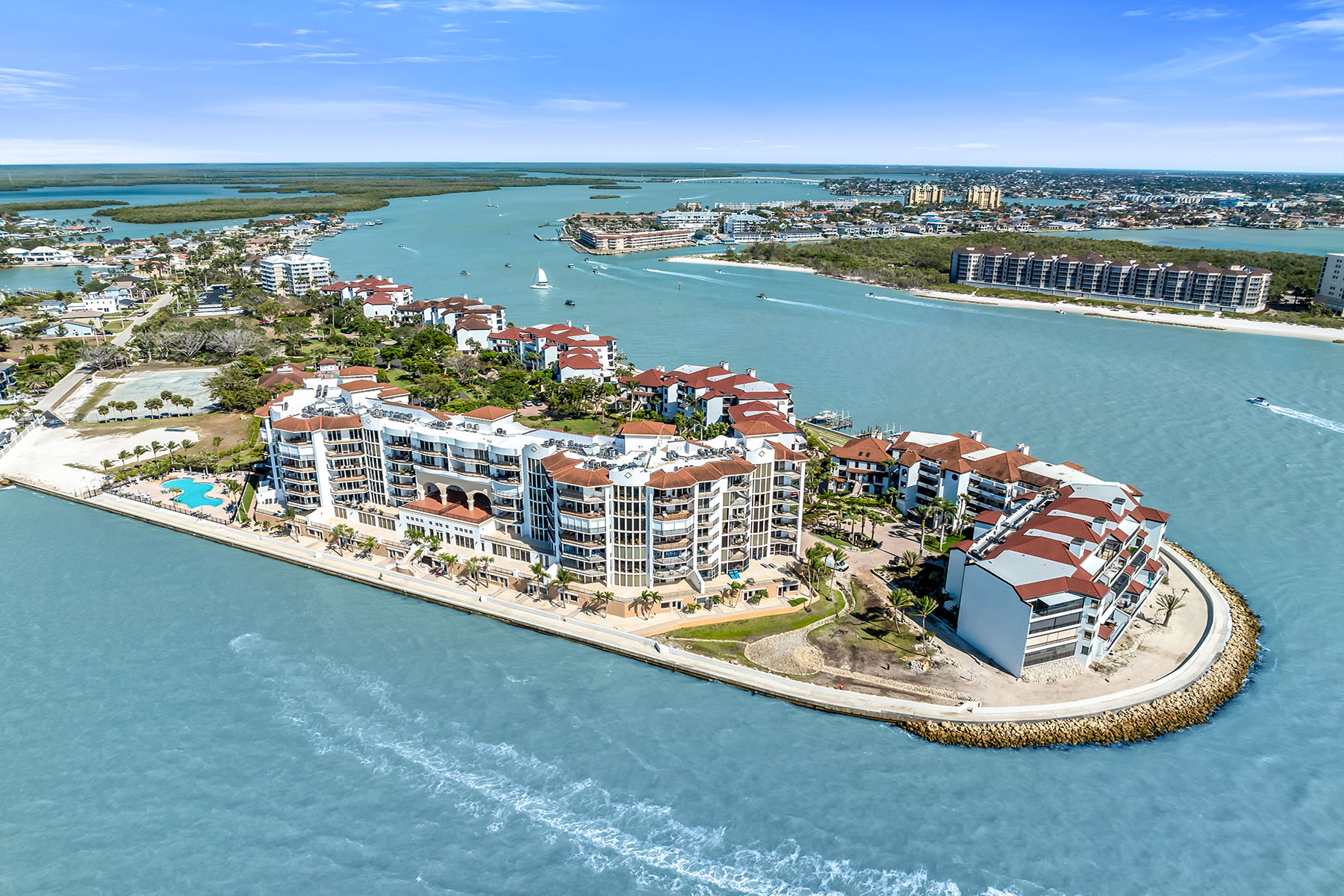 700 La Peninsula Boulevard , 306